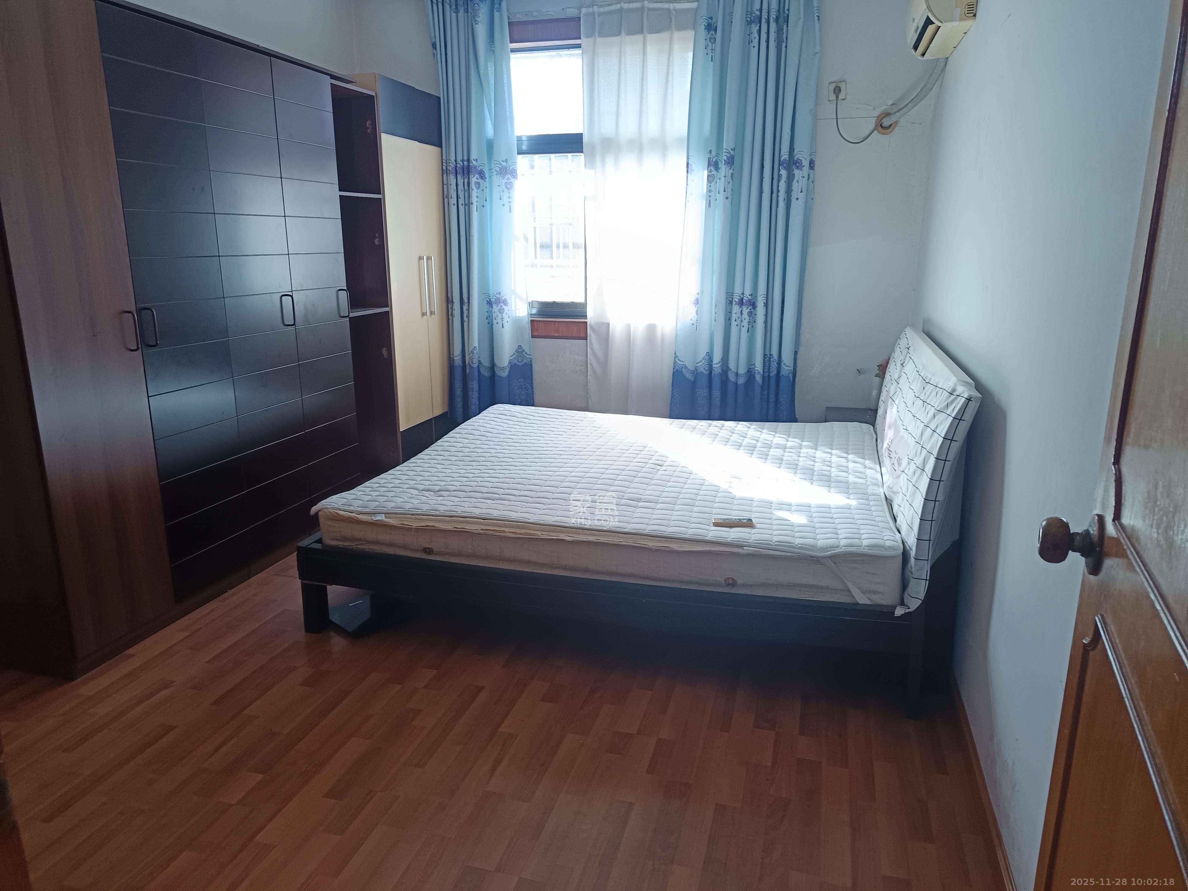 中联科技园  3室2厅1卫    2100.0元/月室内图