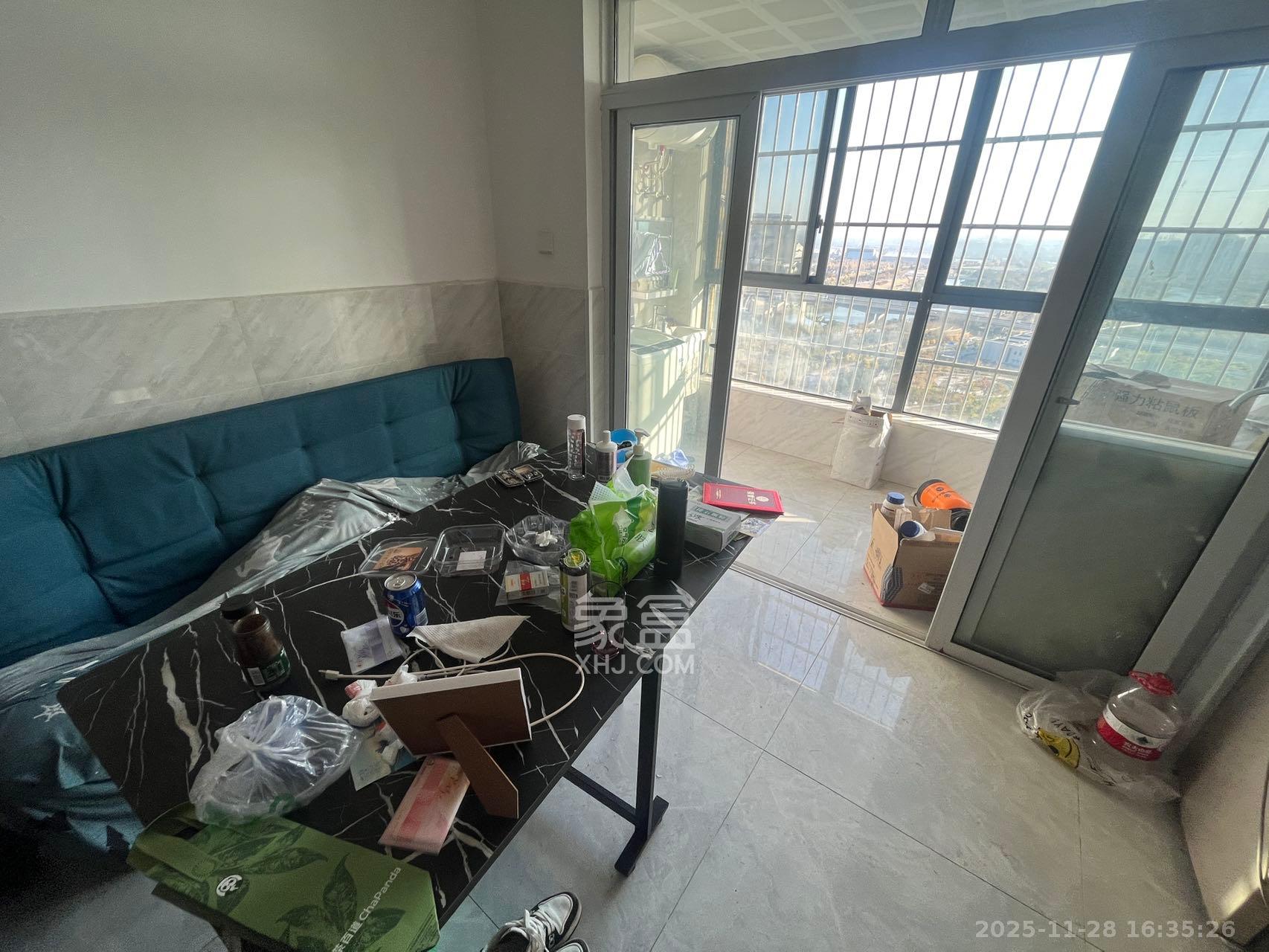 星城新宇川河苑  1室1厅1卫    1200.0元/月