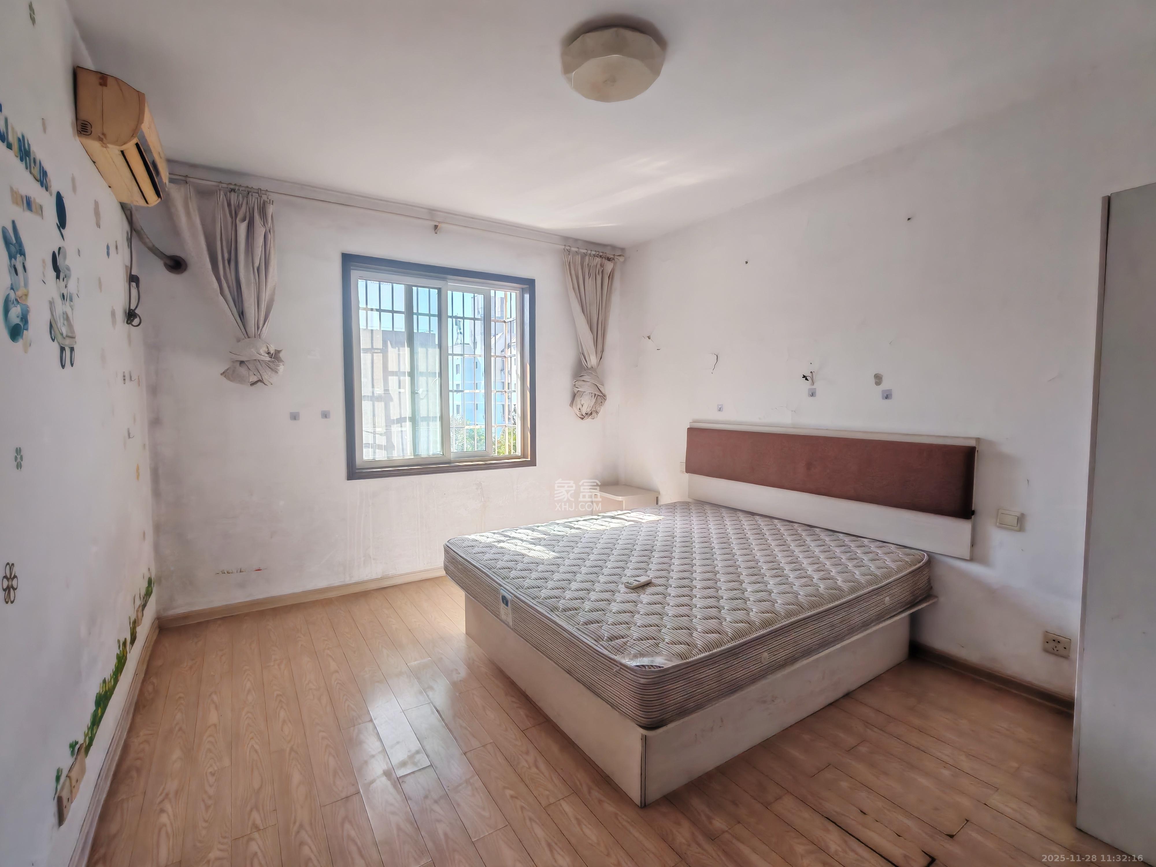 卓峰家园 3室2厅1卫 2000.0元/月 卓峰家园 3室2厅1卫 2000.0元/月室内图