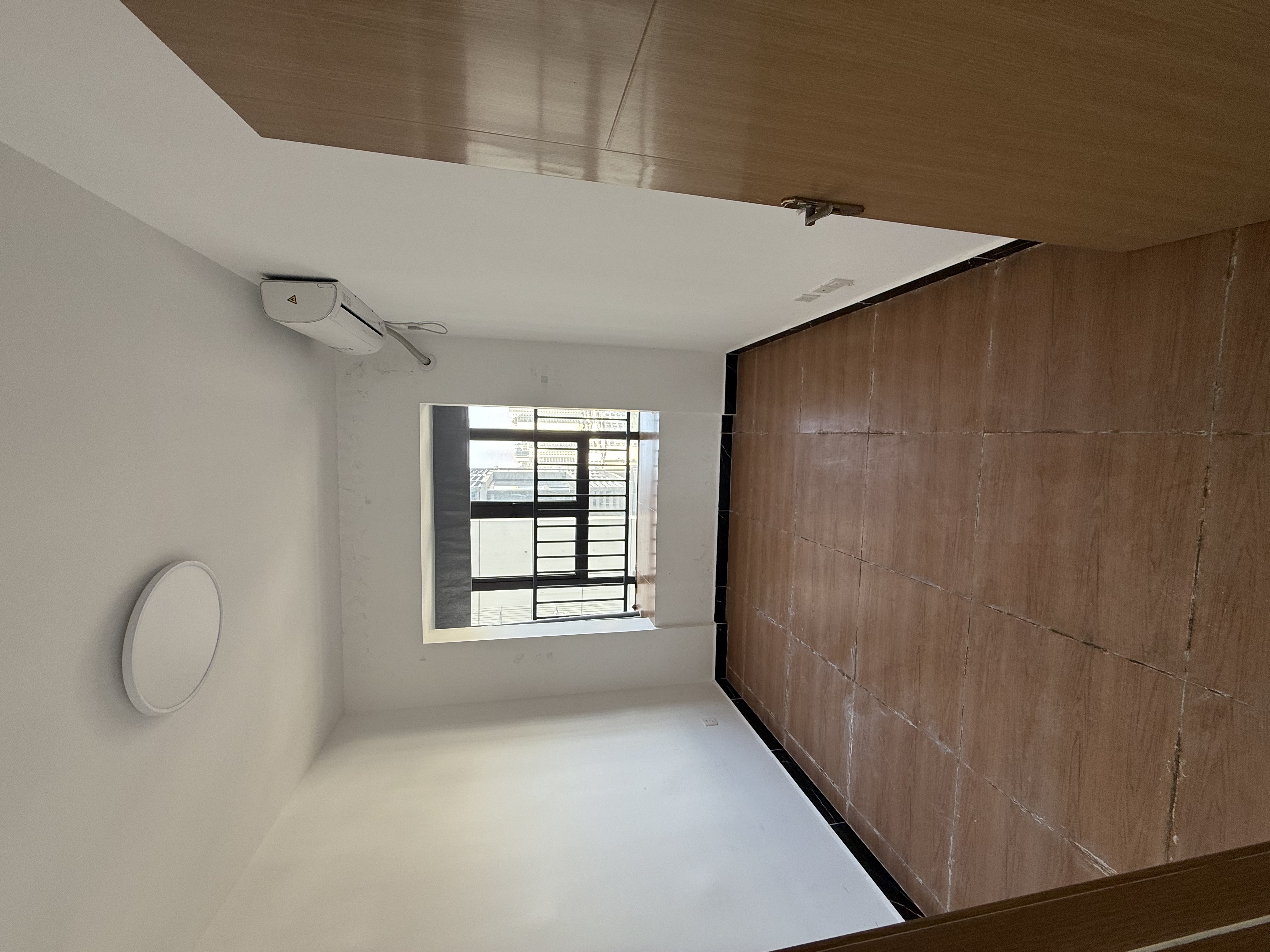 坡博家园五区 4室2厅2卫 2800.0元/月 坡博家园五区 4室2厅2卫 2800.0元/月室内图