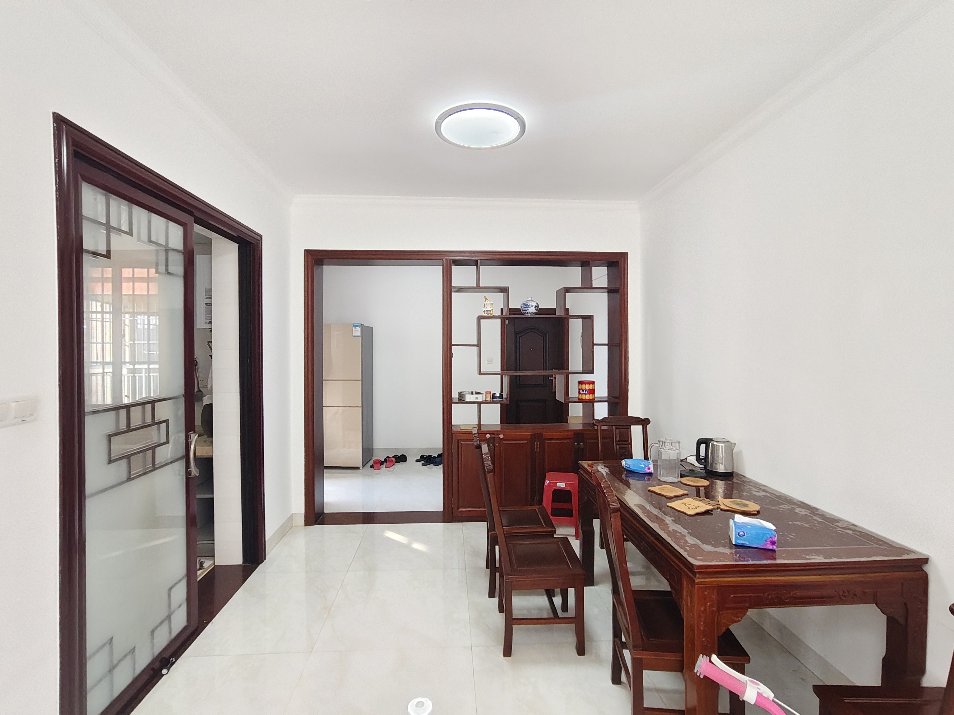 南海幸福城  3室2厅2卫    2800.0元/月室内图