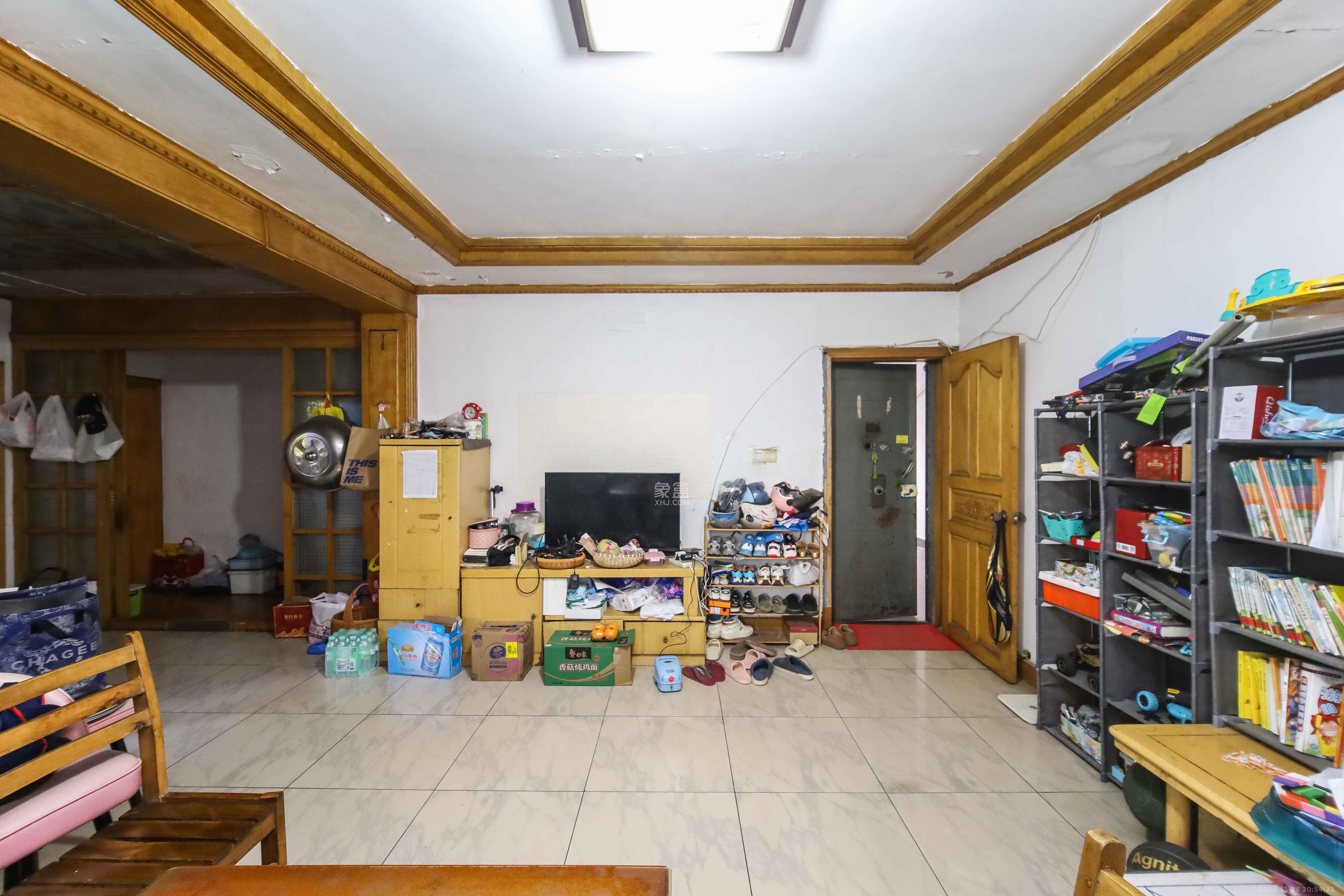 荷花园市直教师村（长沙市教育局直属教师二村）  3室2厅1卫    78.0万