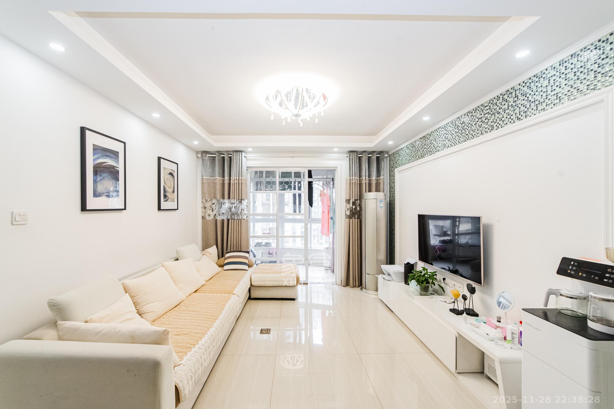 北辰三角洲D3区 3室2厅1卫 115.0万 北辰三角洲D3区 3室2厅1卫 115.0万客厅