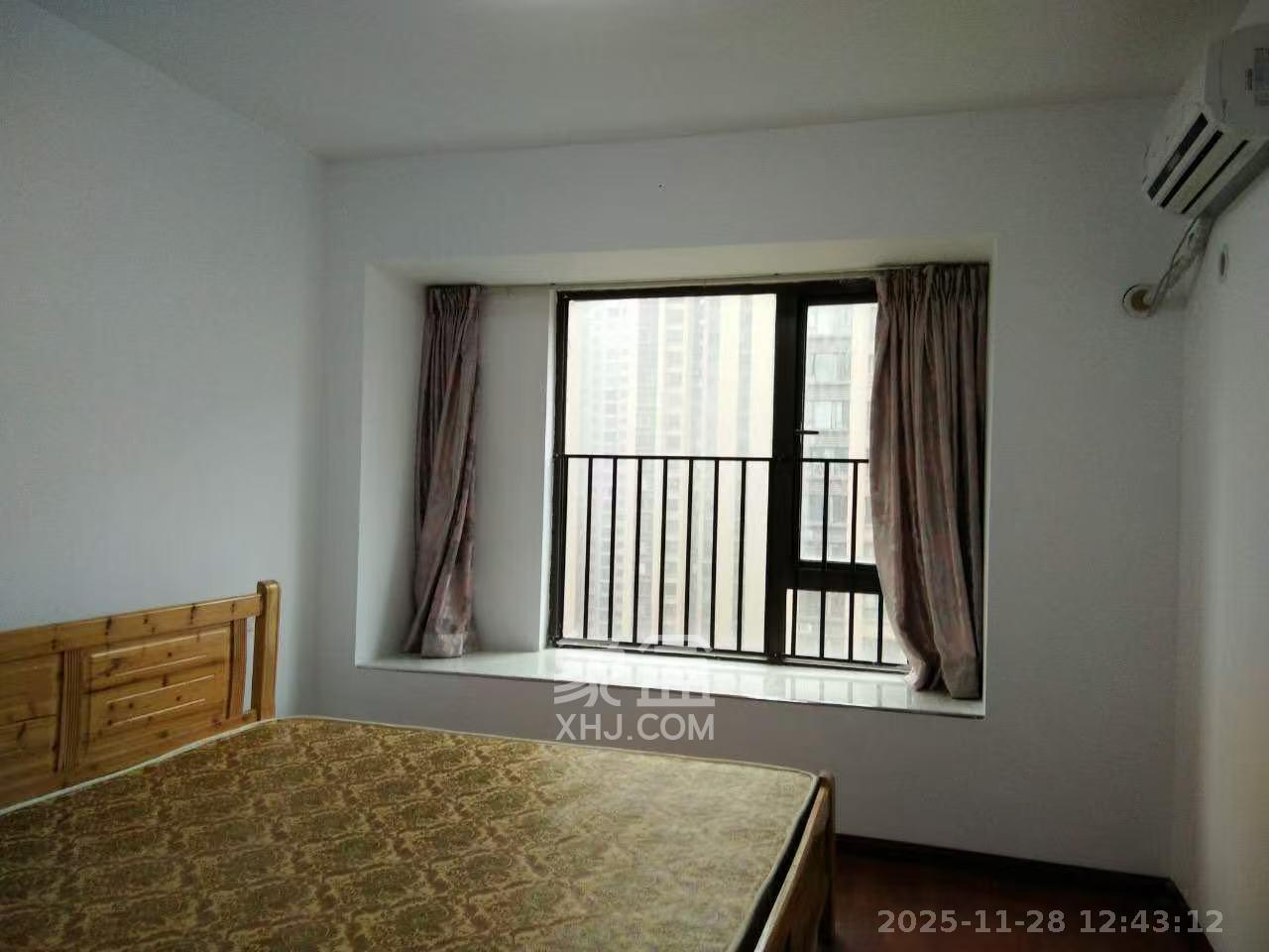 华润凤凰城三期 3室2厅1卫 1850.0元/月 华润凤凰城三期 3室2厅1卫 1850.0元/月室内图