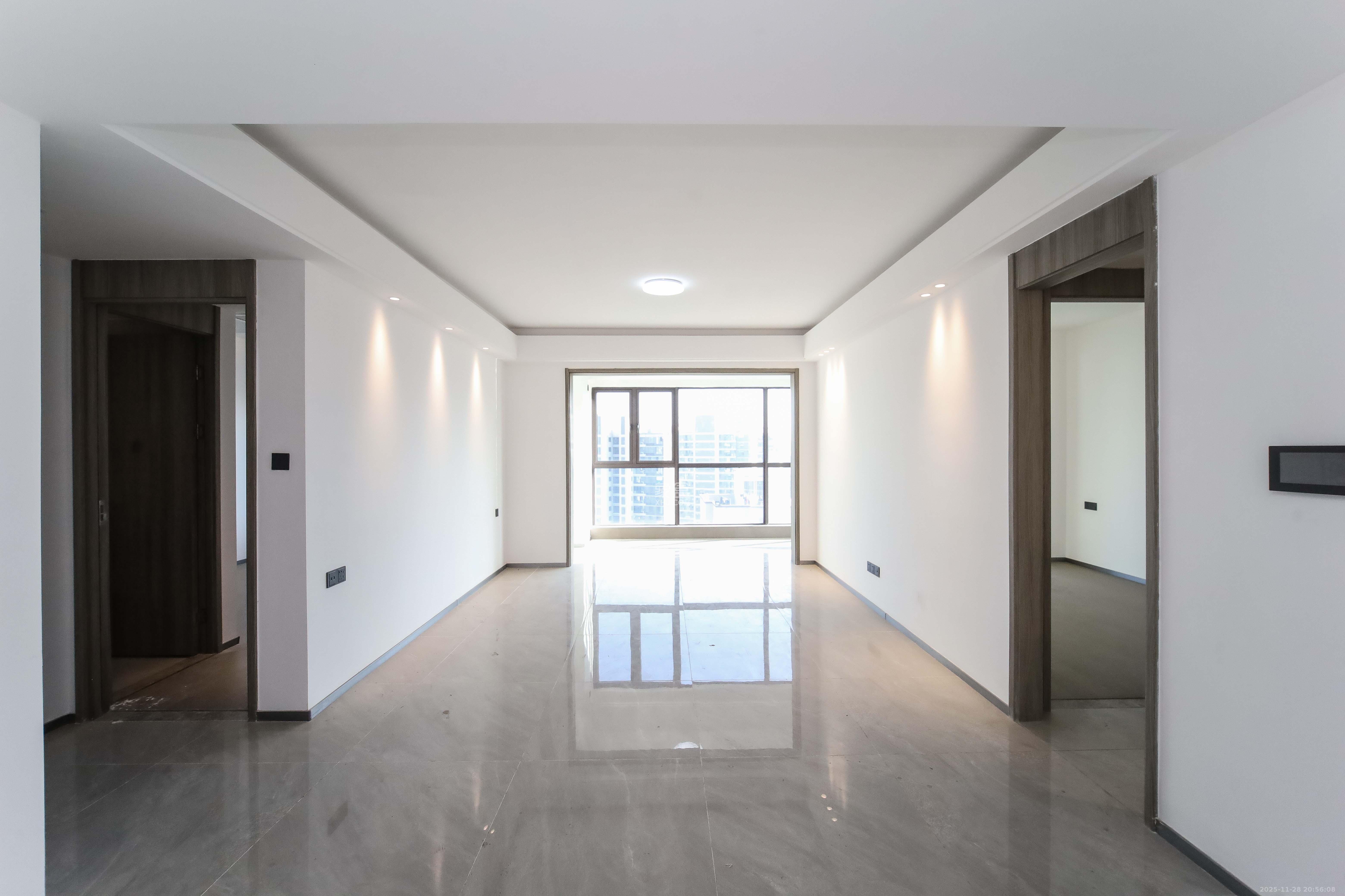 德奥悦东方  3室2厅2卫    140.0万