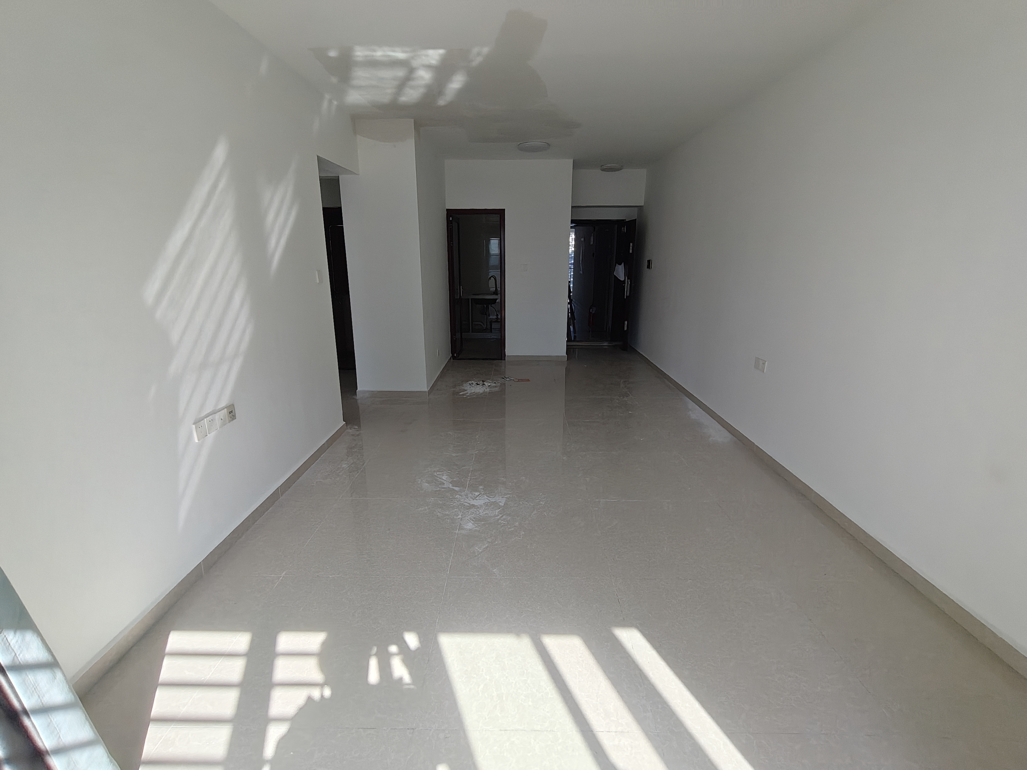 坡巷雅苑 3室2厅1卫 2500.0元/月 坡巷雅苑 3室2厅1卫 2500.0元/月室内图