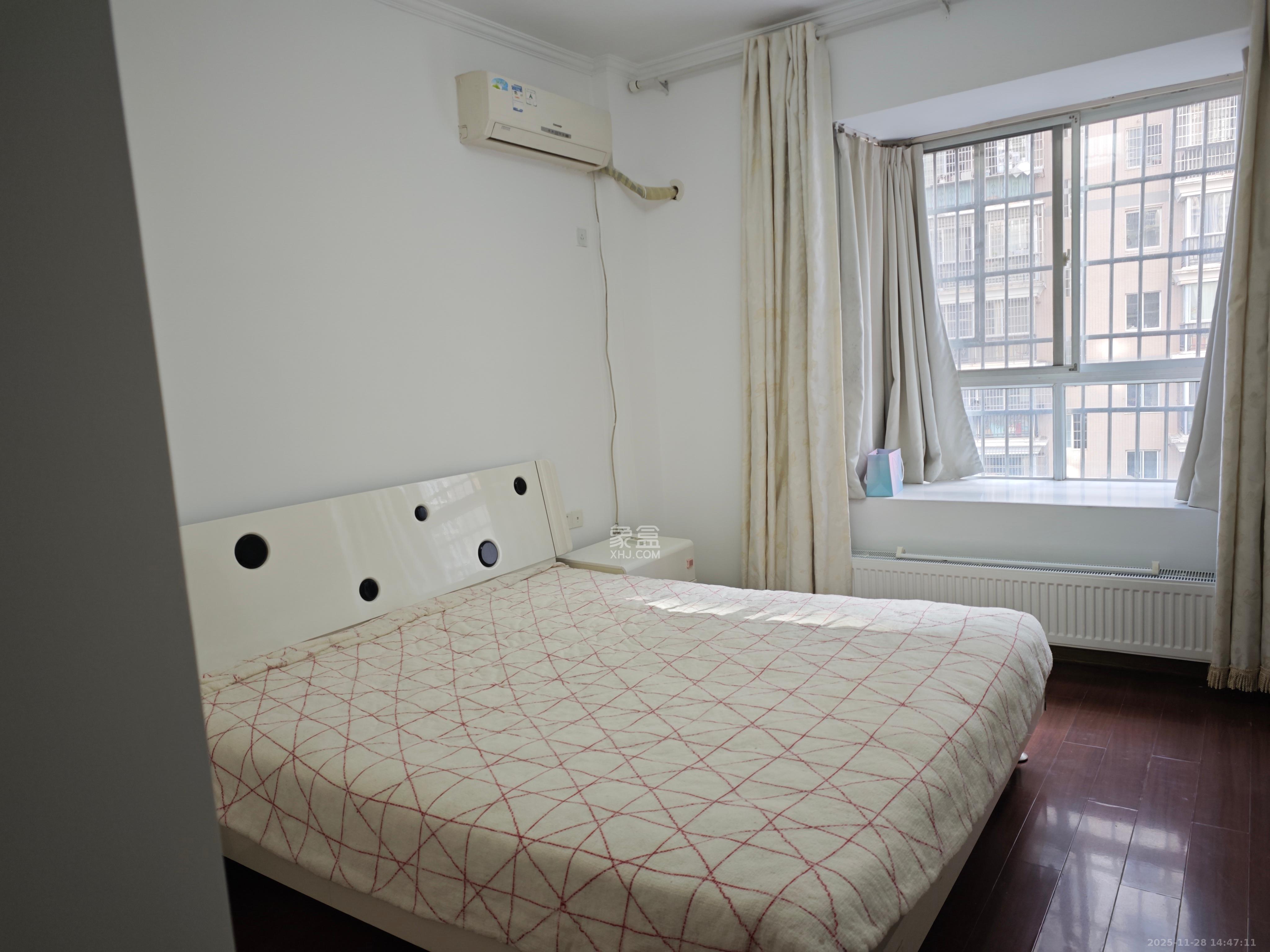 城市山水豪园（山水城市风景）  3室2厅2卫    2600.0元/月室内图