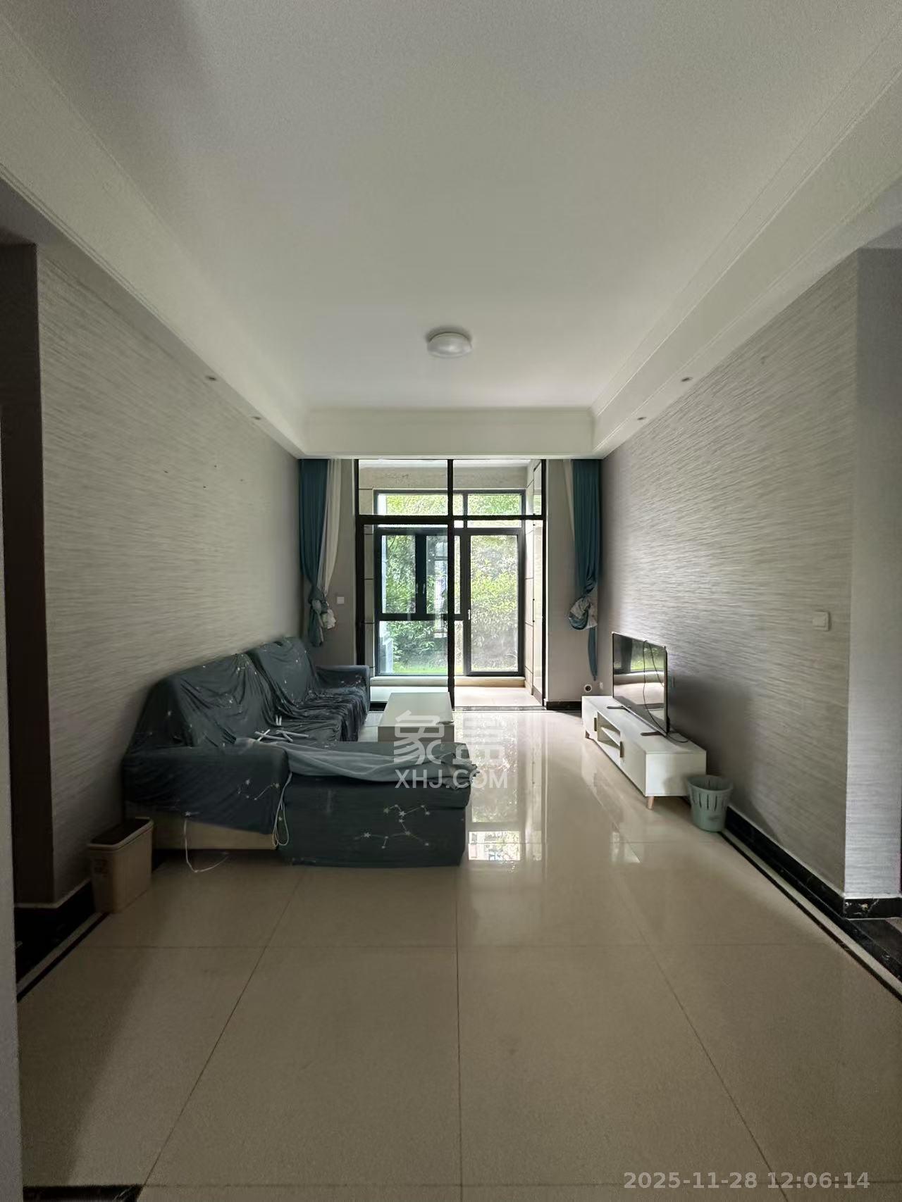 中海新城熙岸（中信新城五期）  3室2厅2卫    2100.0元/月