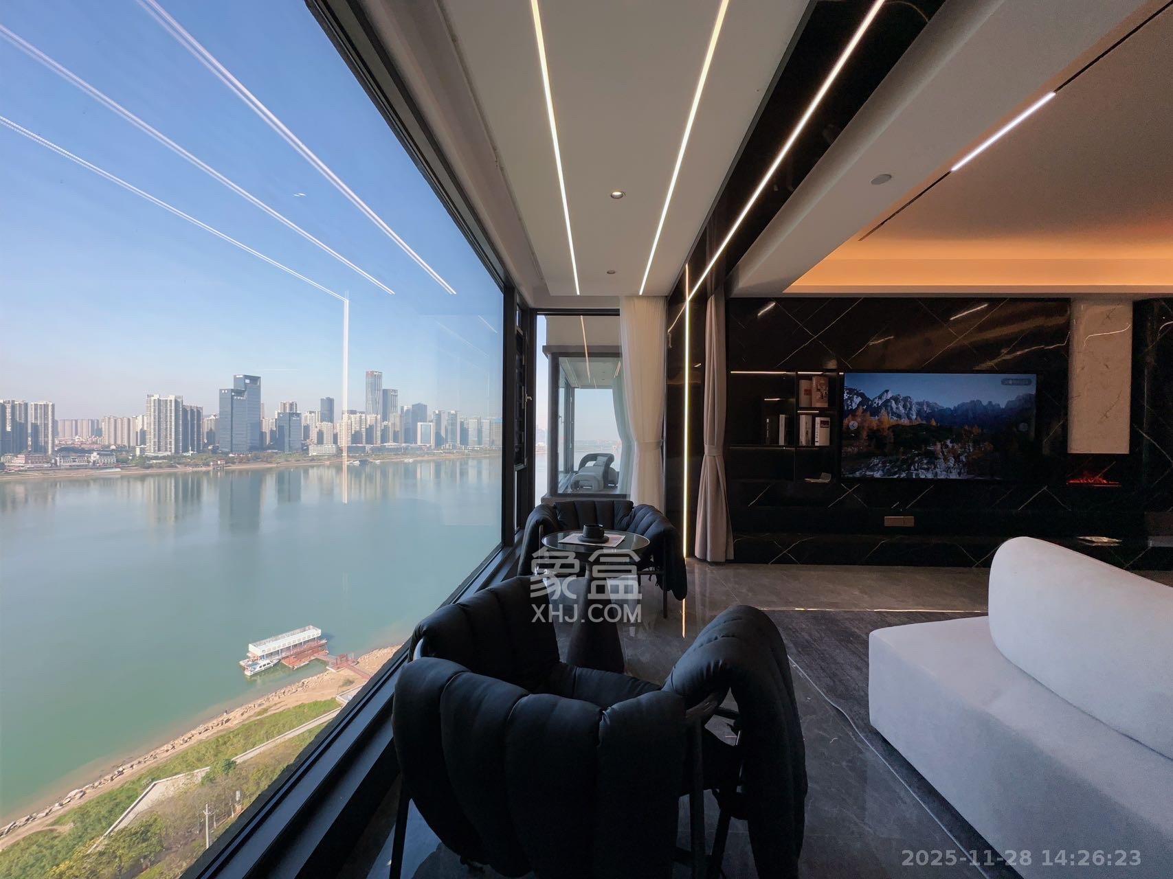 北辰瀚江府  4室2厅2卫    15000.0元/月室内图