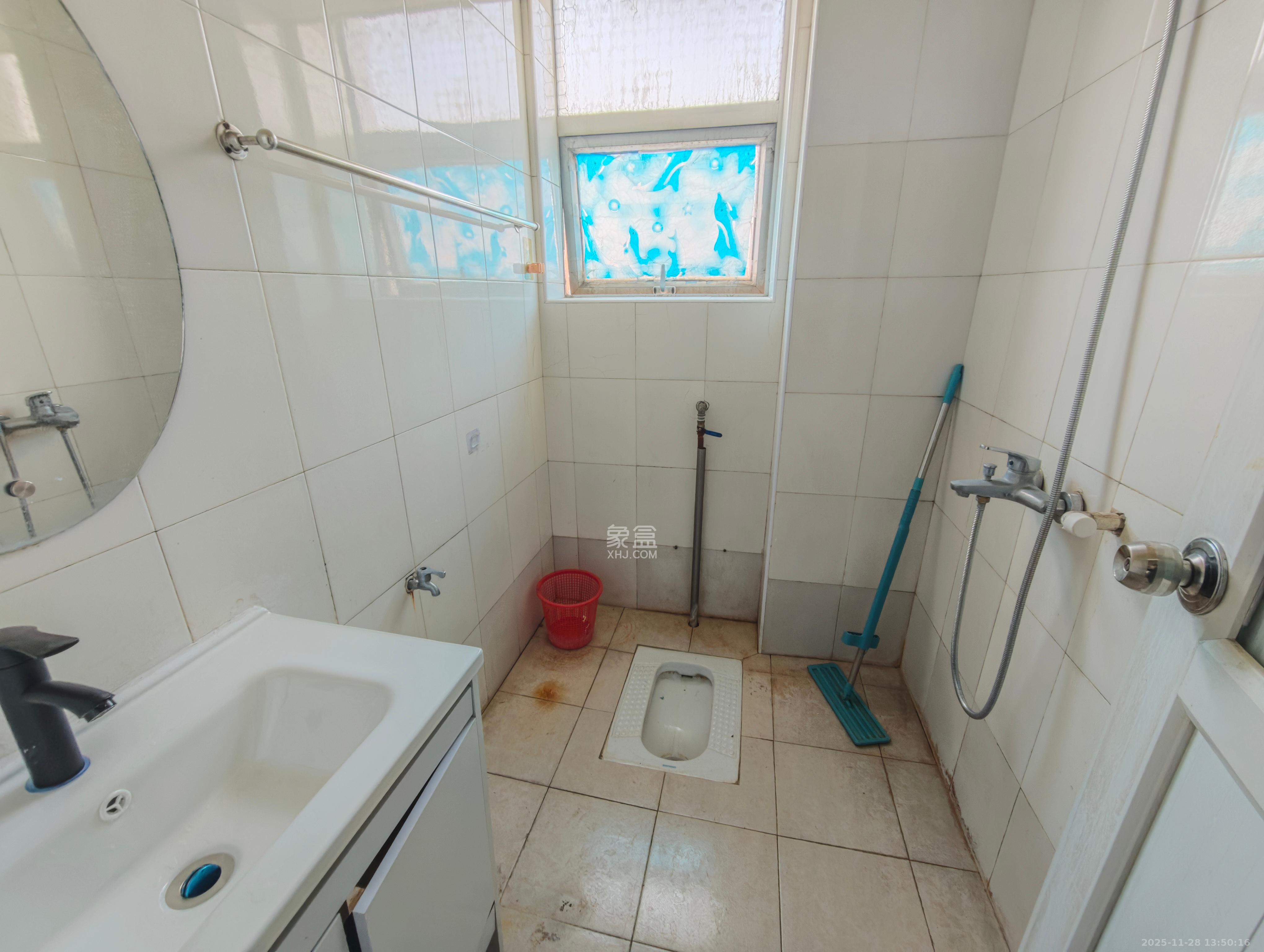 凯通国际城(凯通朝庭) 2室2厅1卫 2100.0元/月 凯通国际城(凯通朝庭) 2室2厅1卫 2100.0元/月室内图