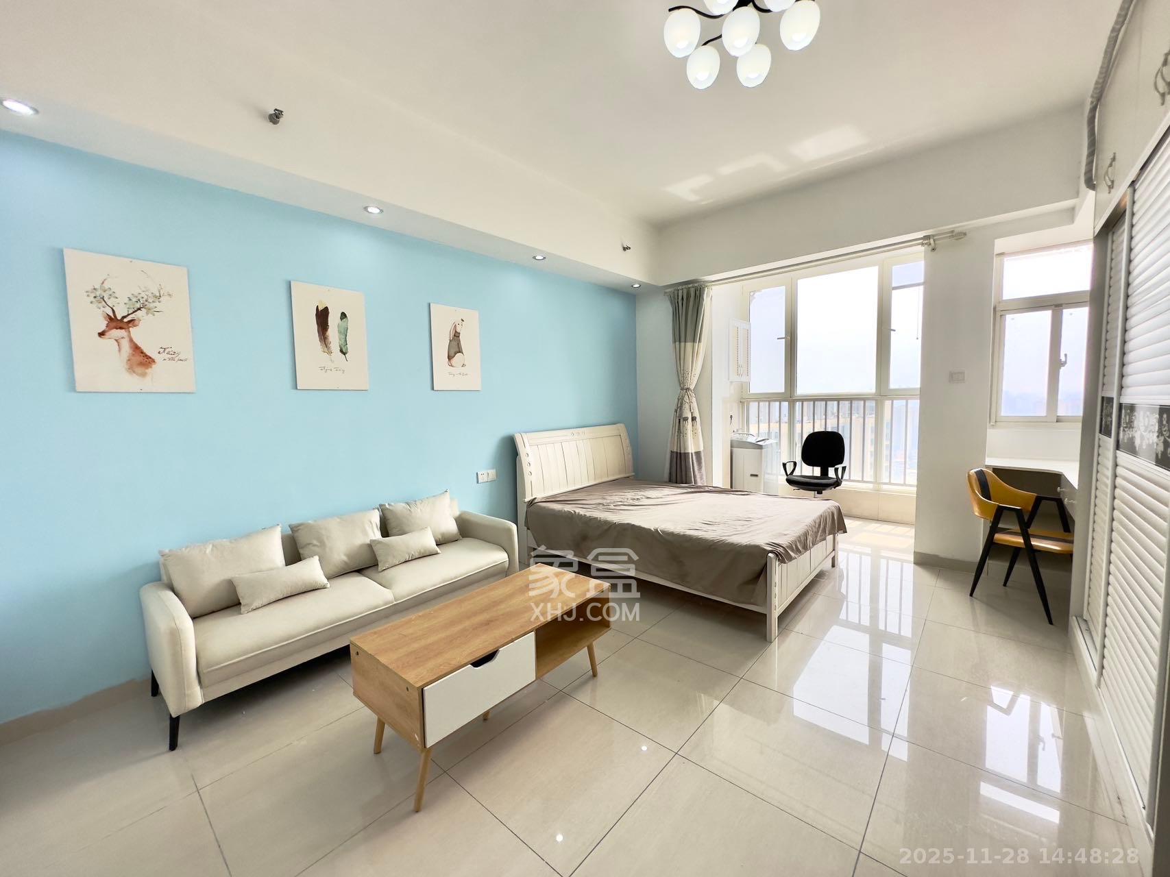 北辰三角洲E4区  1室1厅1卫    2000.0元/月