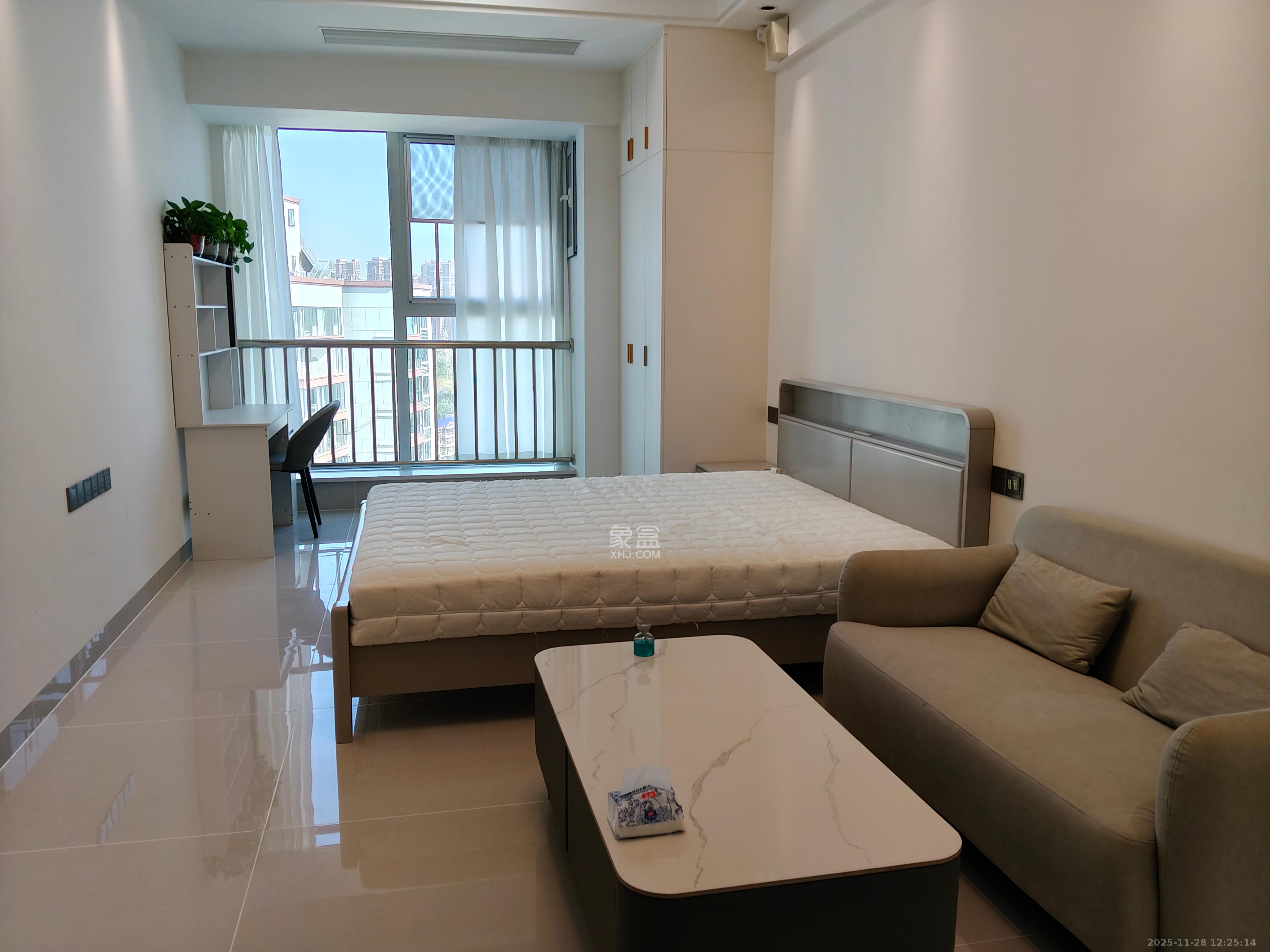 恒大誉府（融誉商业中心）  1室1厅1卫    1400.0元/月室内图