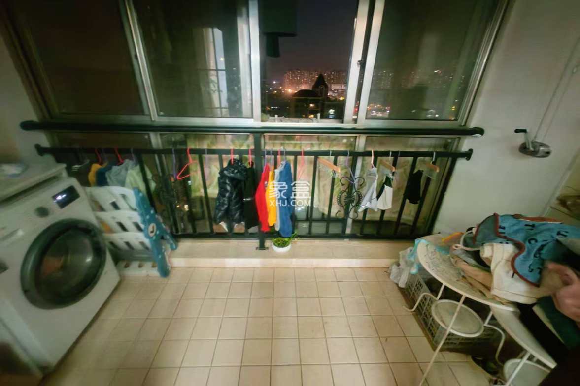 奥园广场 3室2厅2卫 56.8万 奥园广场 3室2厅2卫 56.8万室内图