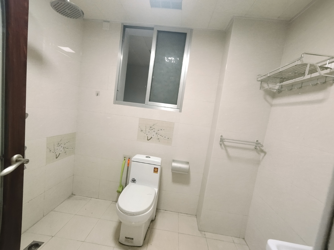 凯旋名门人民中路1006号 3室2厅1卫 42.0万 凯旋名门人民中路1006号 3室2厅1卫 42.0万室内图