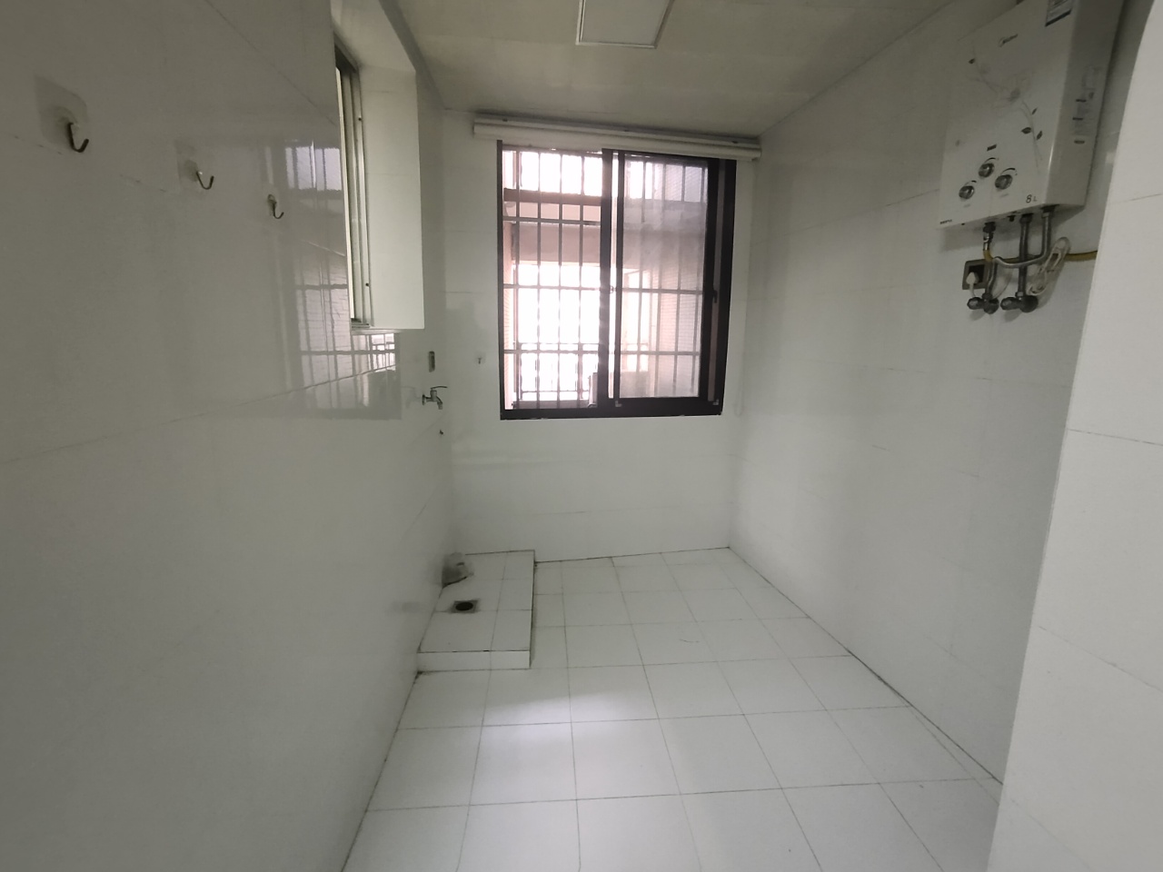 凯旋名门人民中路1006号  3室2厅1卫    42.0万室内图