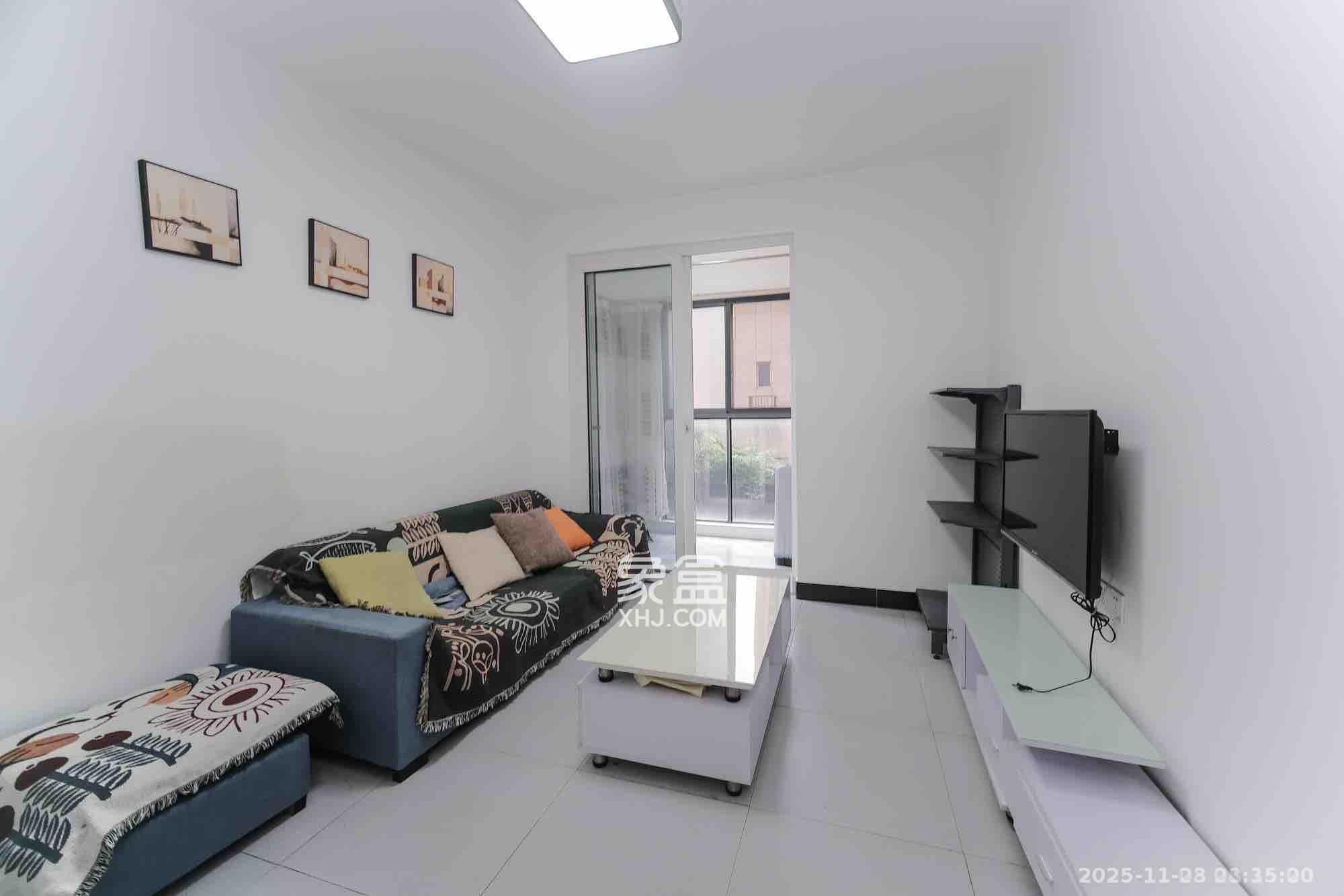 荣盛花语城 3室2厅1卫 1600.0元/月 荣盛花语城 3室2厅1卫 1600.0元/月室内图