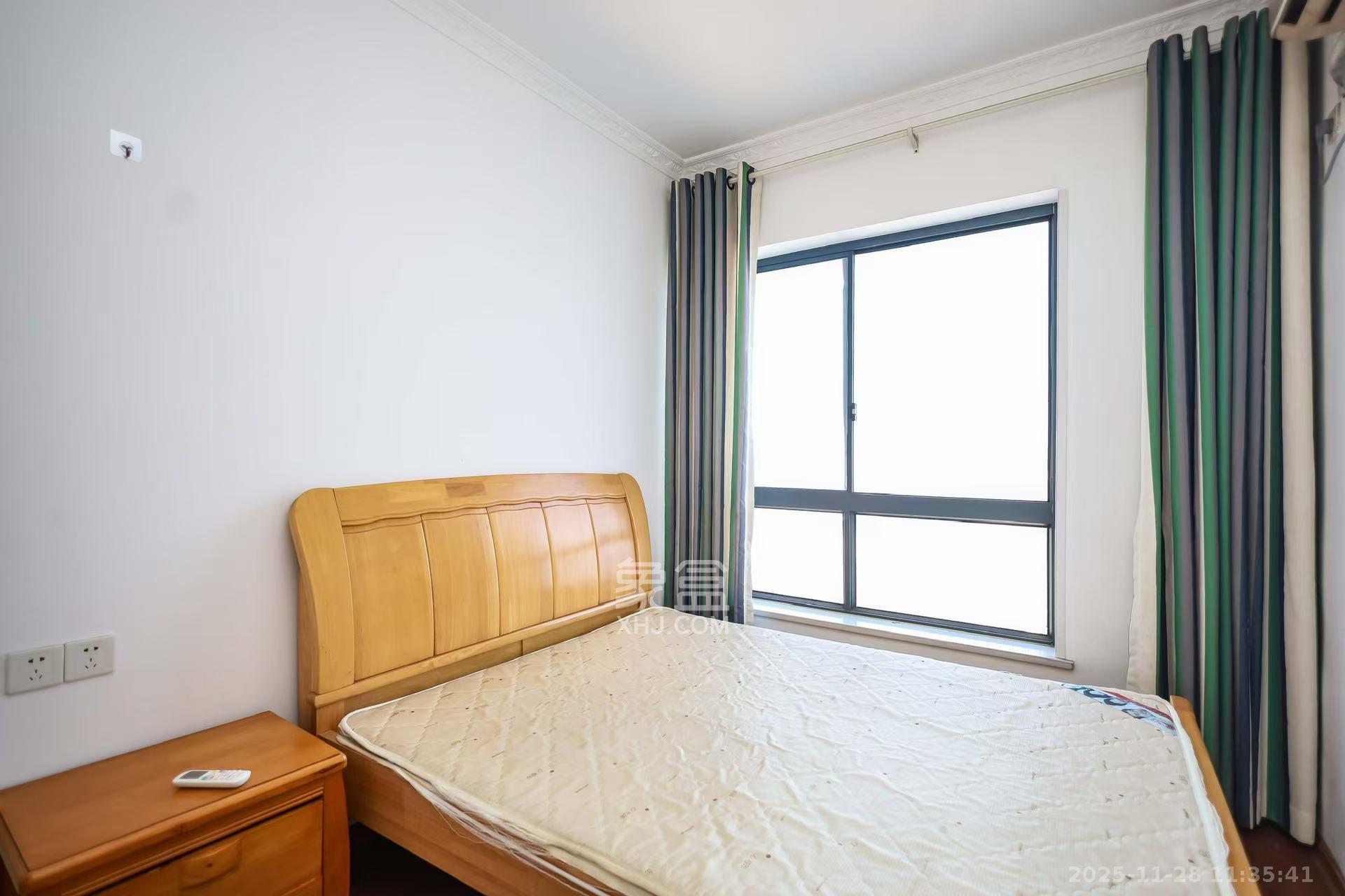 天麓尚层 3室2厅2卫 2200.0元/月 天麓尚层 3室2厅2卫 2200.0元/月室内图