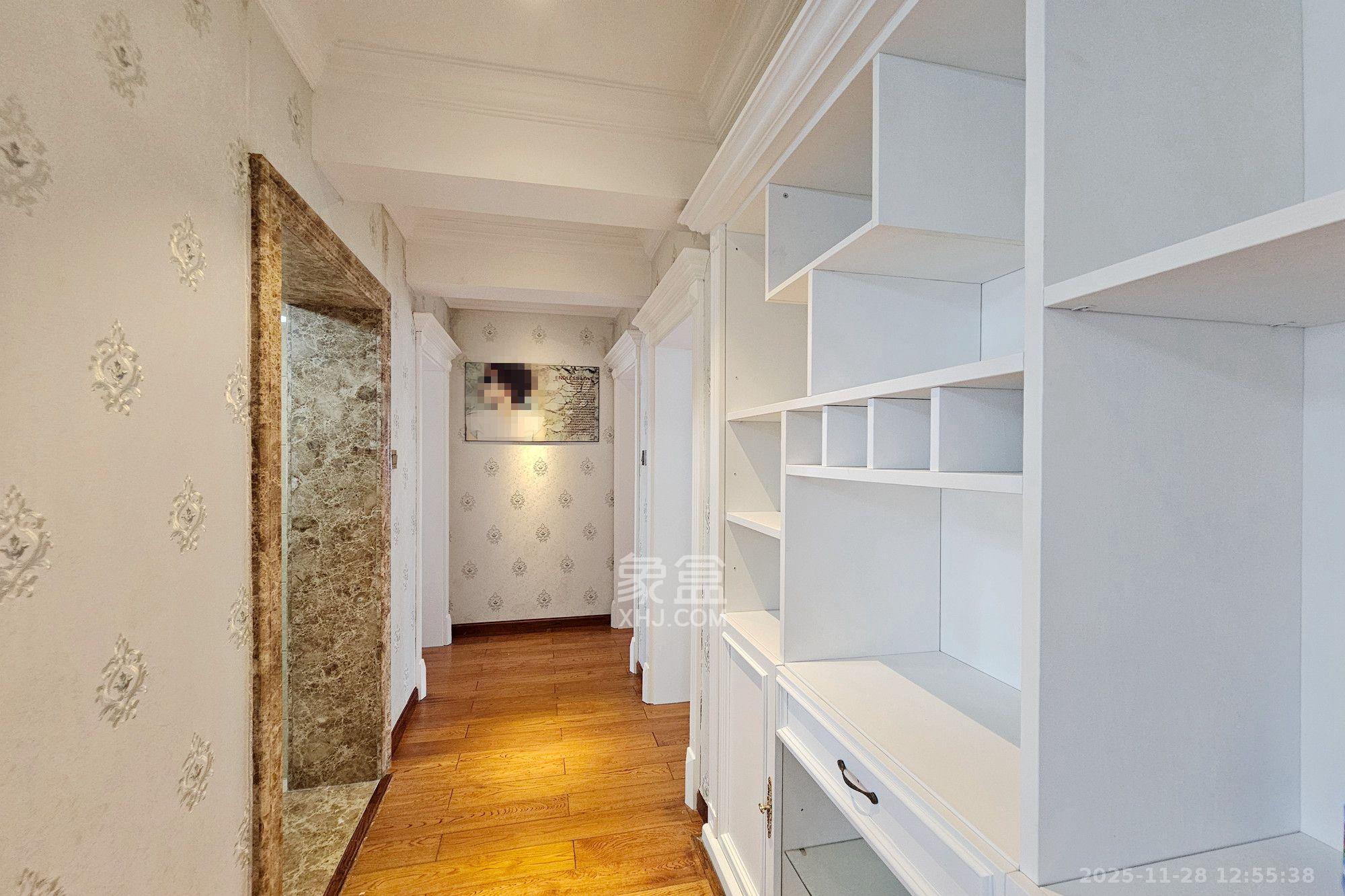 嘉宇盛世华章  3室2厅2卫    3700.0元/月室内图