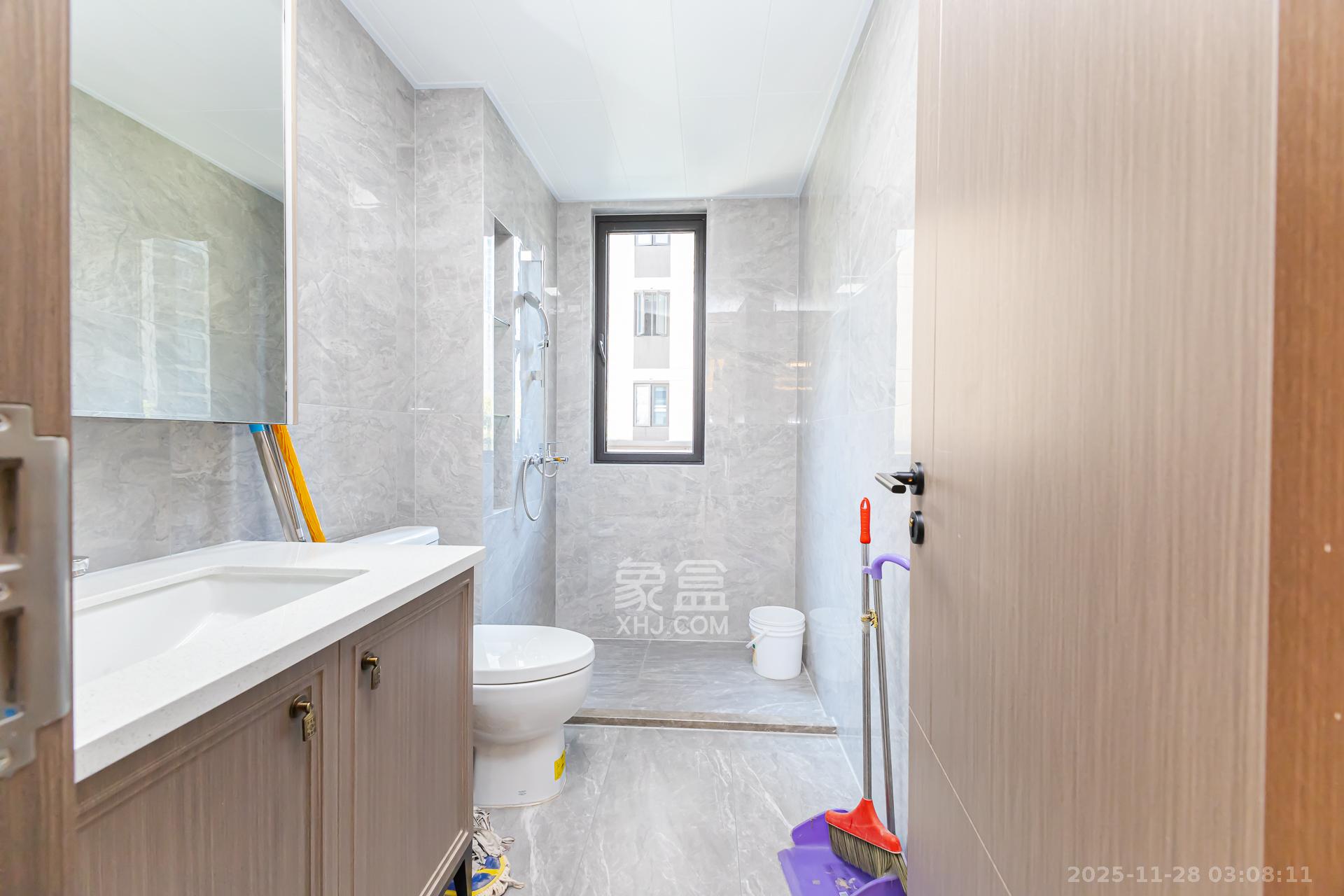 时代建发和著 4室2厅3卫 319.0万 时代建发和著 4室2厅3卫 319.0万卫生间