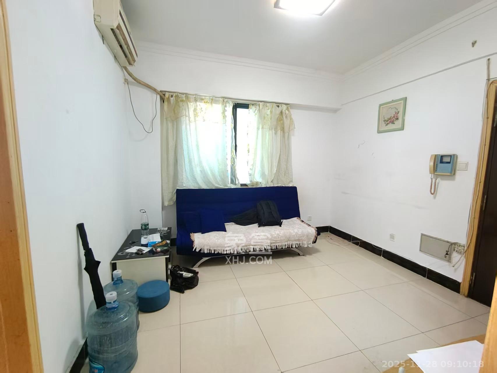 BOBO天下城（CTA财富中心）  1室1厅1卫    1600.0元/月室内图