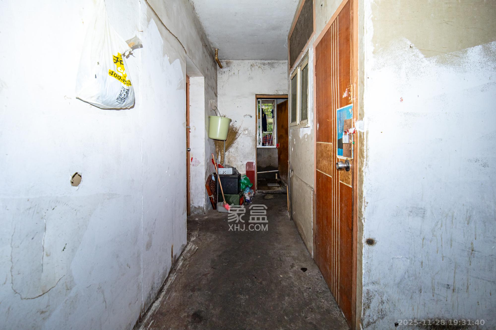 中南汽车世界  3室2厅2卫    45.0万