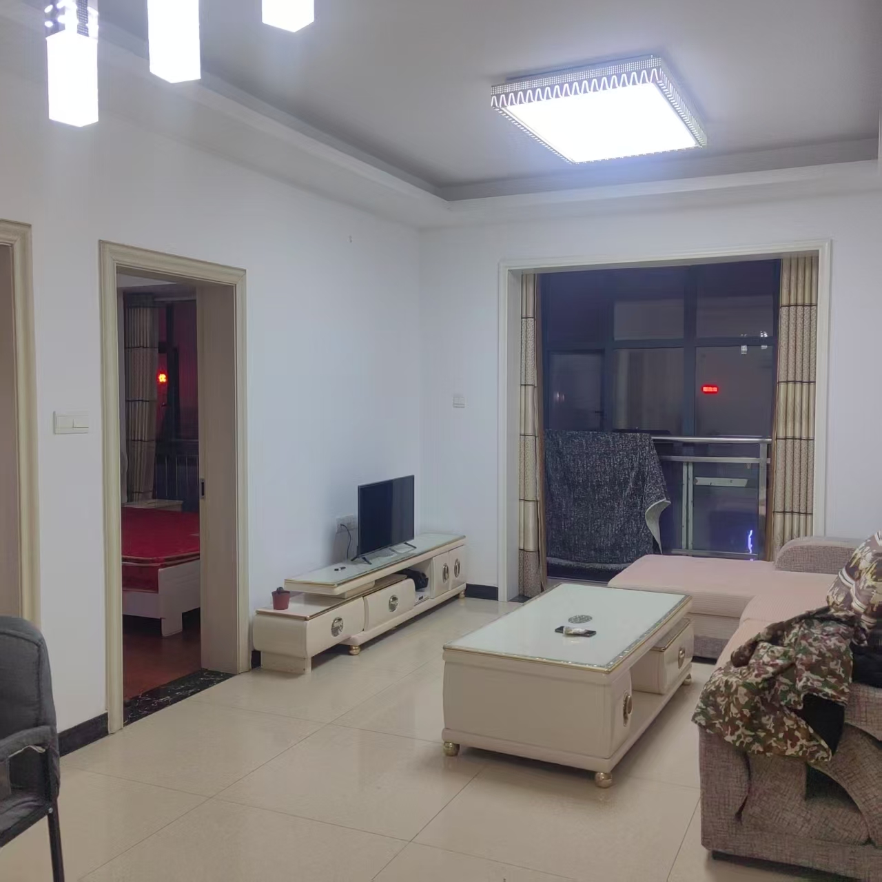 中核缇香名苑  2室2厅1卫    2200.0元/月室内图