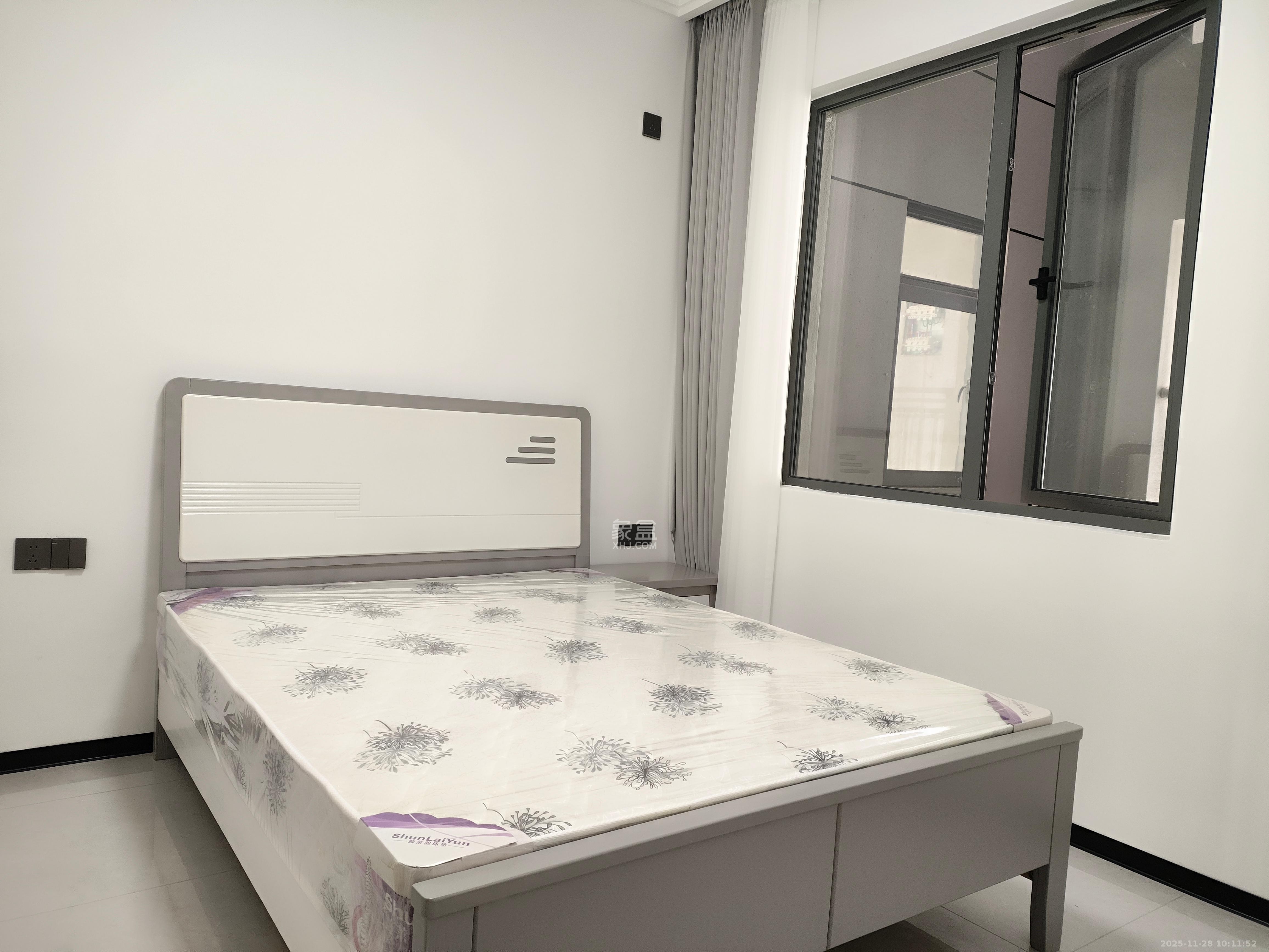 湖湘时代名邸公园壹号  2室2厅1卫    2700.0元/月室内图