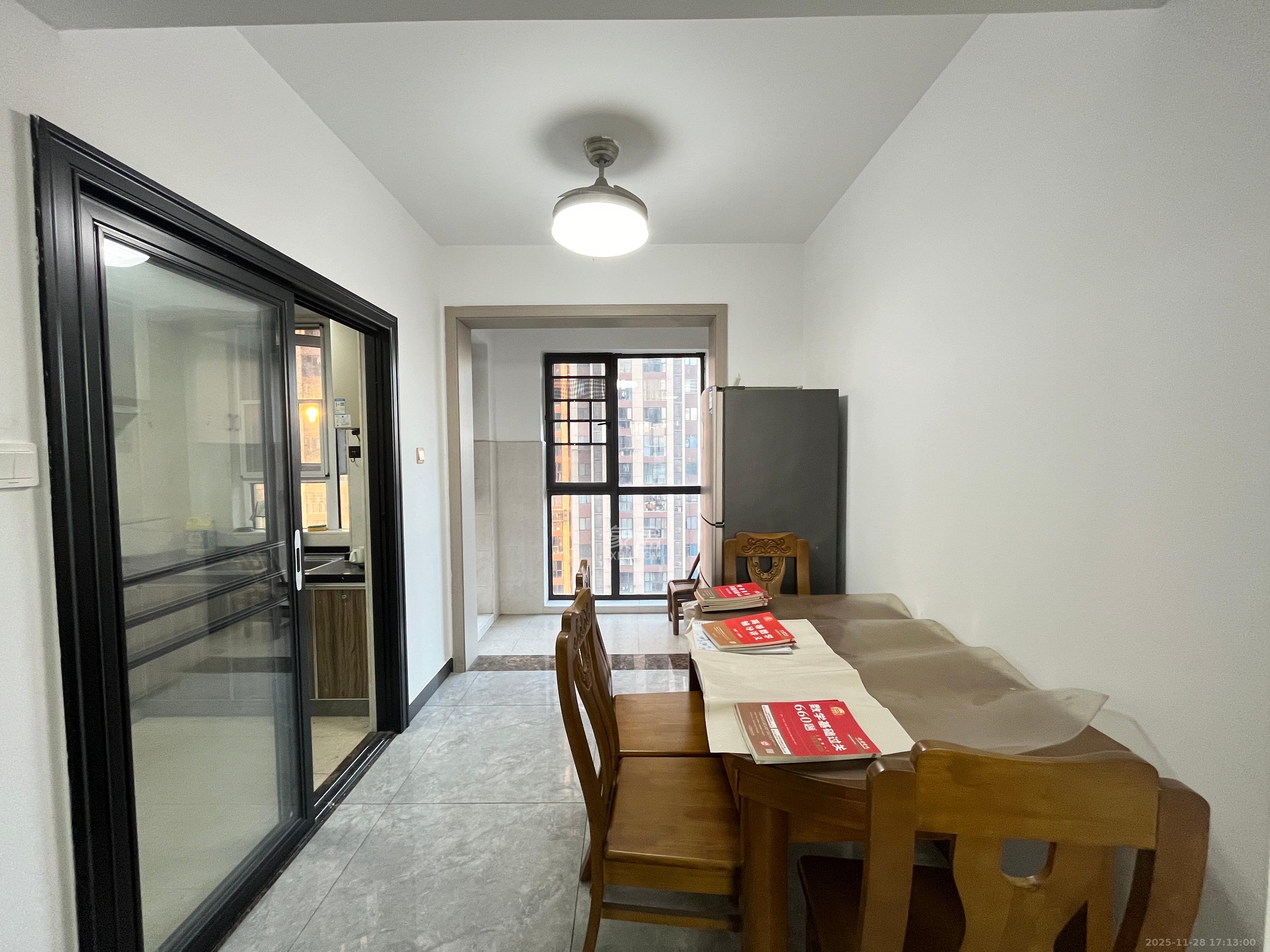 滨河嘉园  2室2厅1卫    2100.0元/月室内图