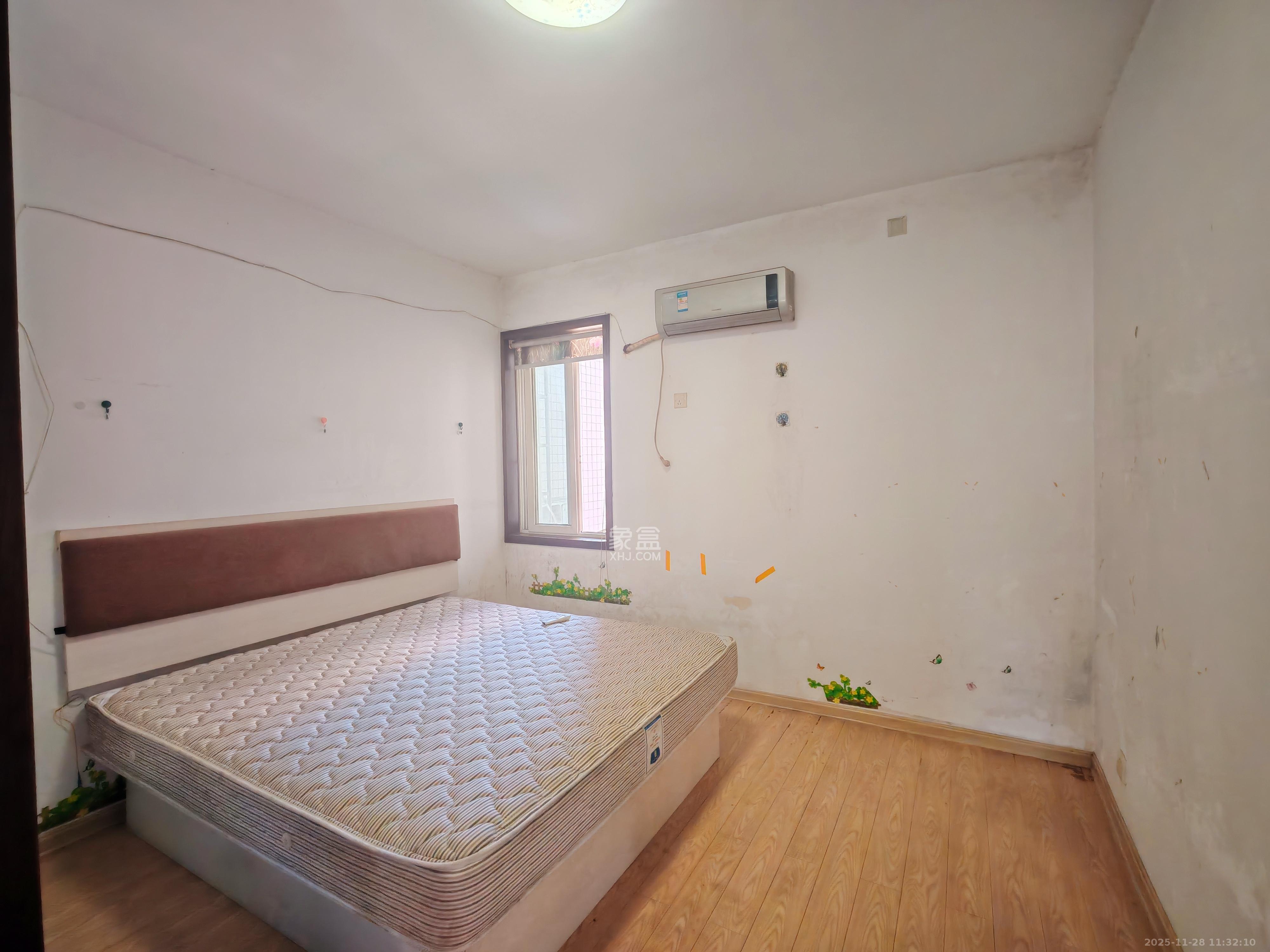 卓峰家园 3室2厅1卫 2000.0元/月 卓峰家园 3室2厅1卫 2000.0元/月室内图