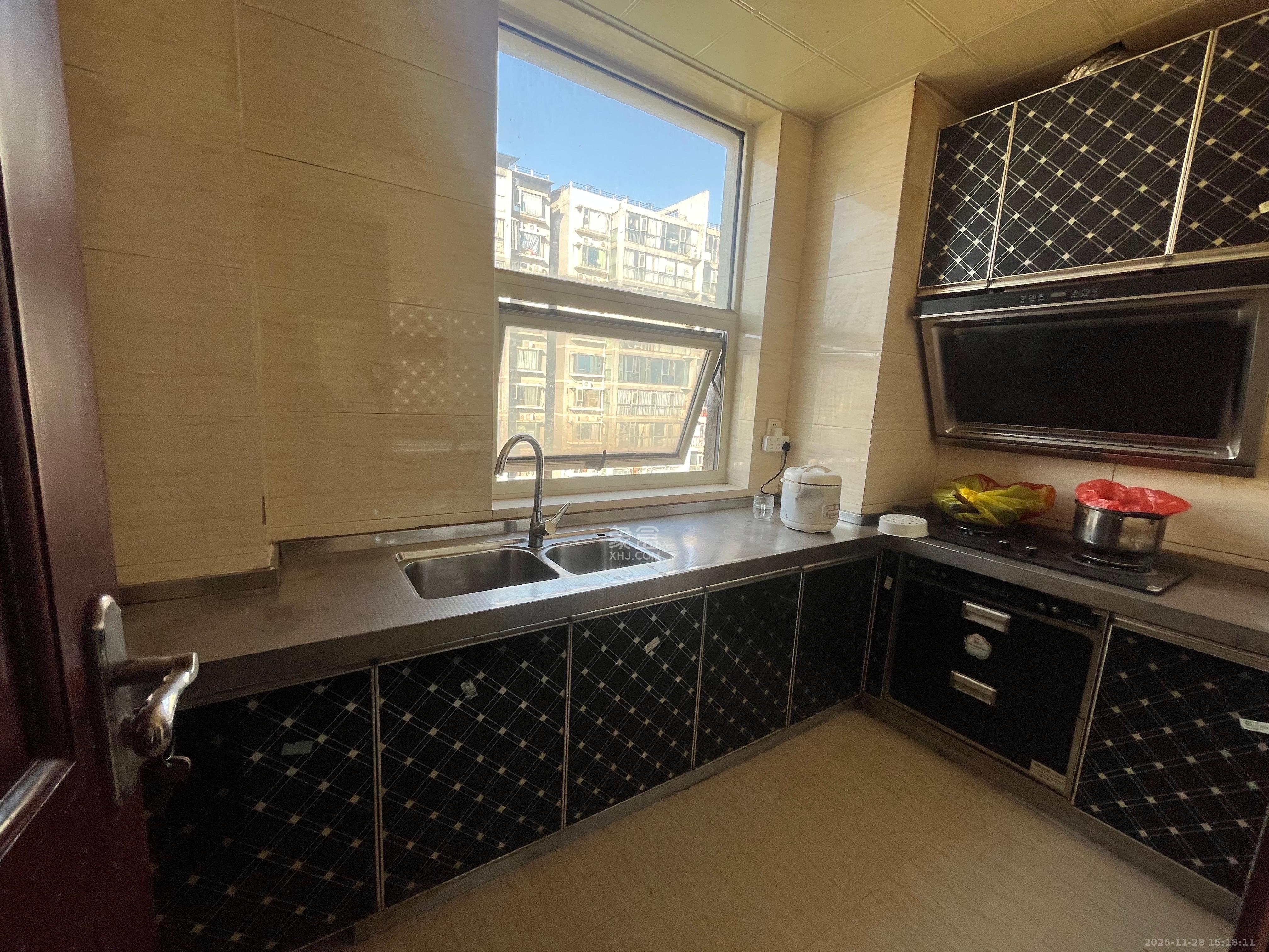 现代雅境园  1室0厅0卫    2800.0元/月室内图