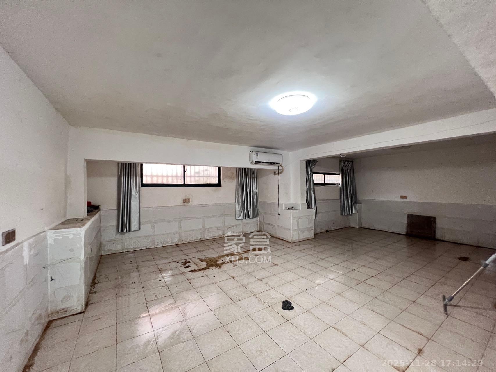 御邦  5室2厅4卫    6500.0元/月室内图