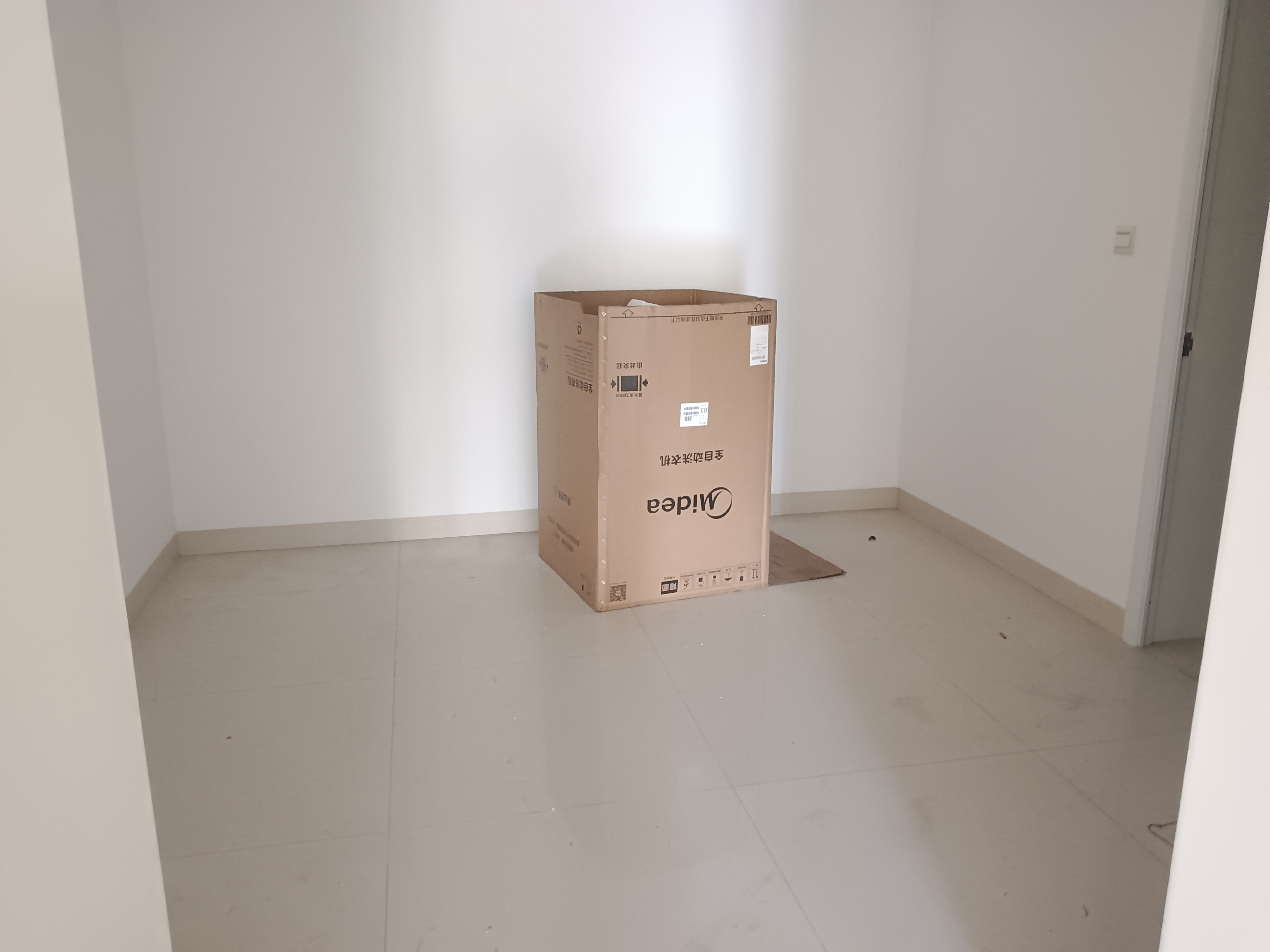 兴力国际大厦  2室2厅1卫    3300.0元/月室内图