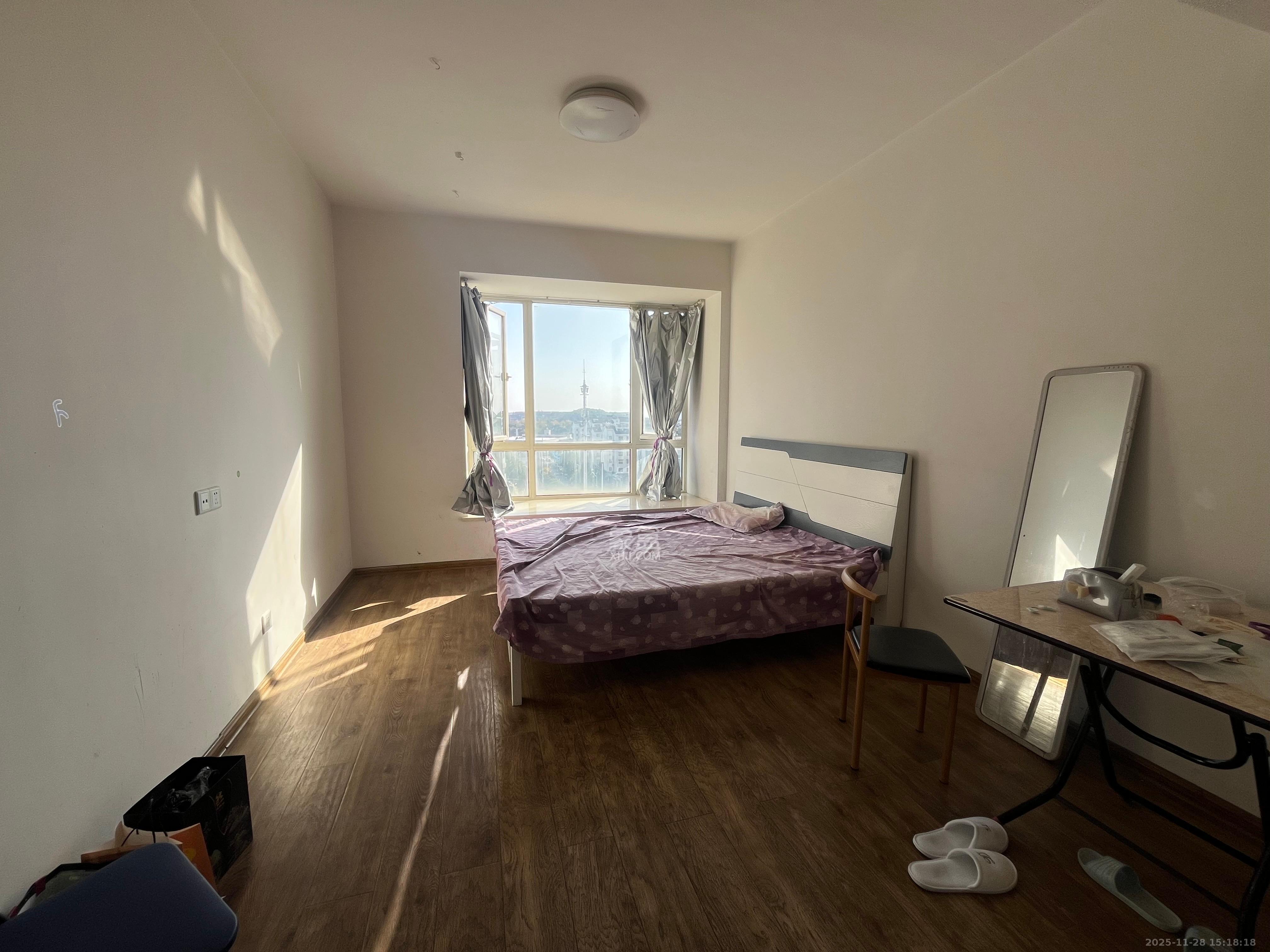 现代雅境园 1室0厅0卫 2800.0元/月 现代雅境园 1室0厅0卫 2800.0元/月室内图