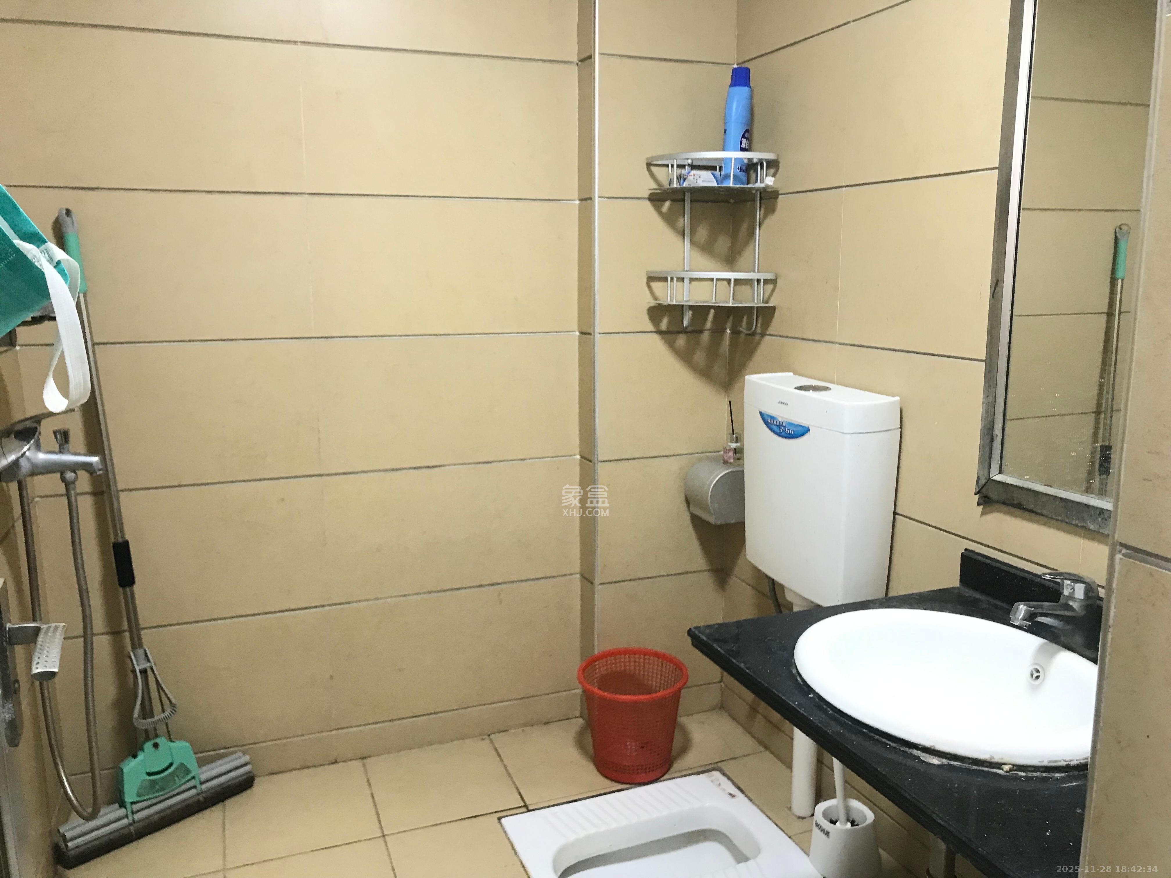 尚都花园城 1室1厅1卫 900.0元/月 尚都花园城 1室1厅1卫 900.0元/月室内图