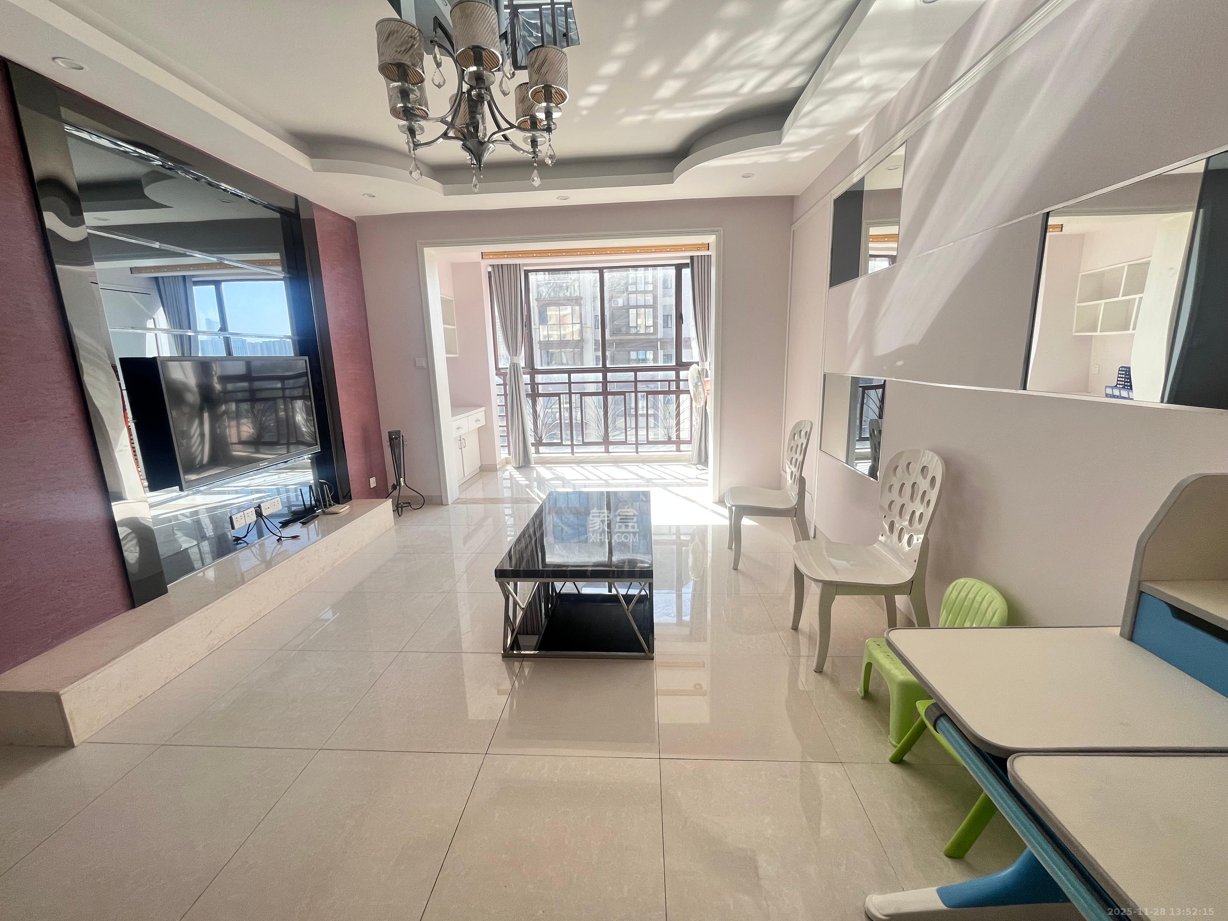 高信向日葵  2室2厅1卫    2400.0元/月