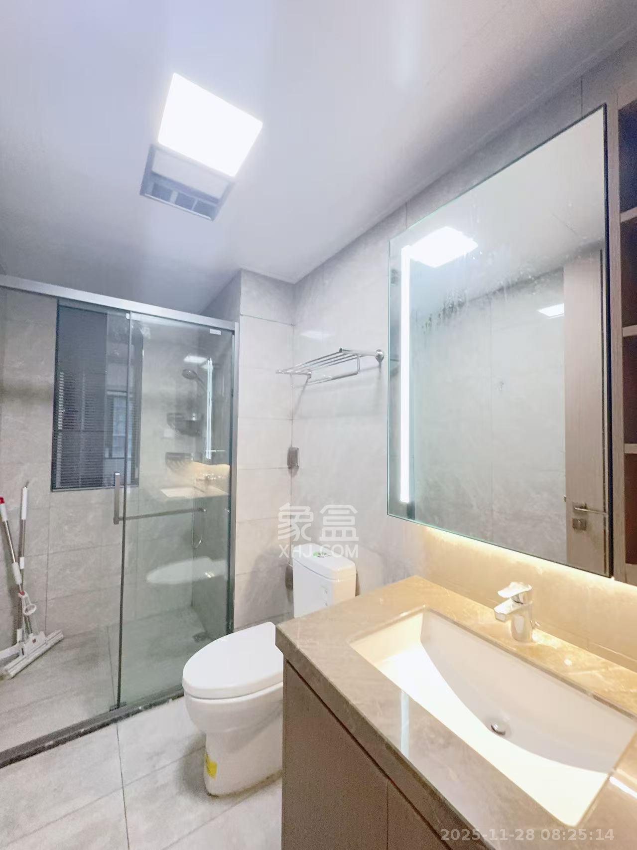 金茂建发泊悦  3室2厅2卫    3500.0元/月室内图