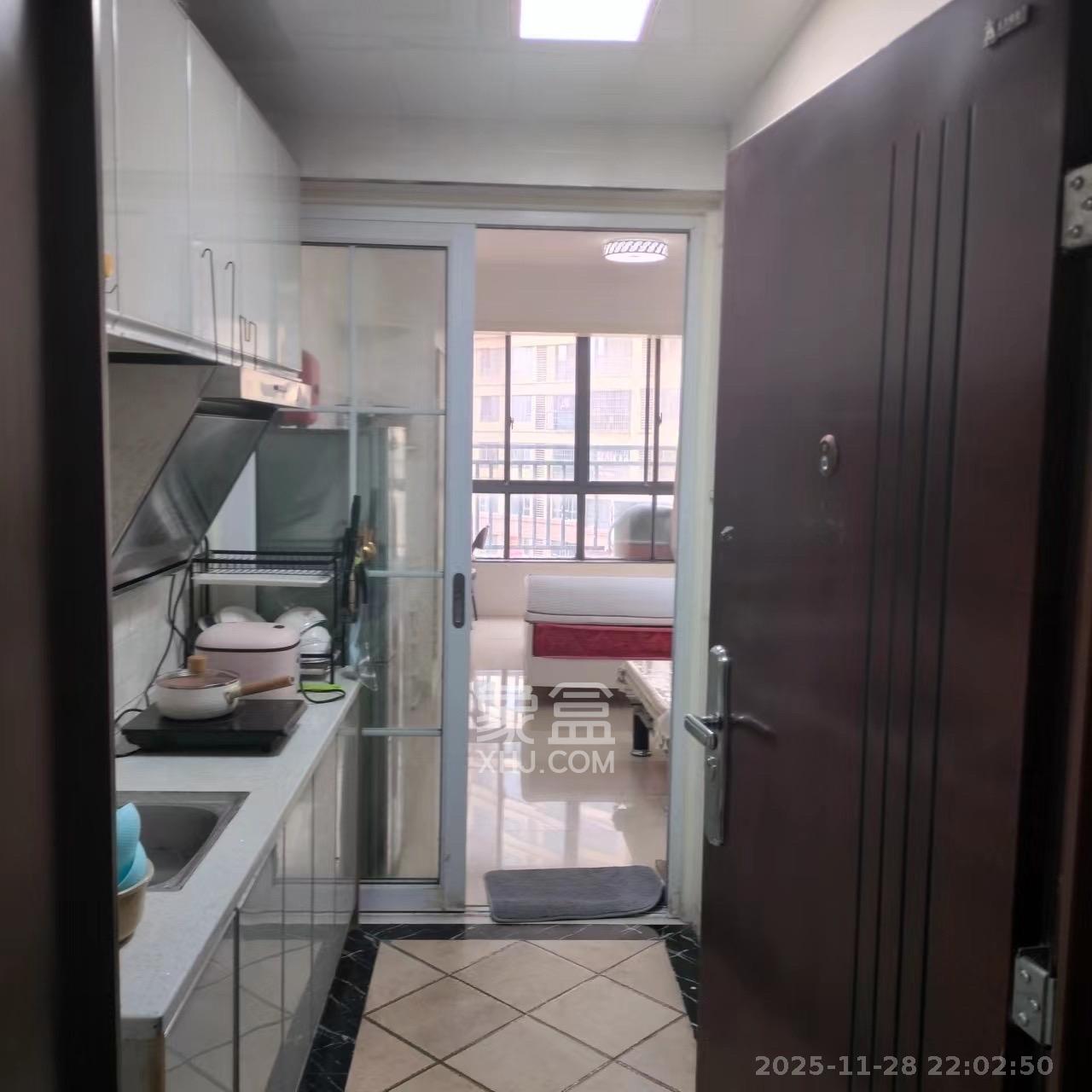 保利麓谷林语I区  1室1厅1卫    1400.0元/月室内图