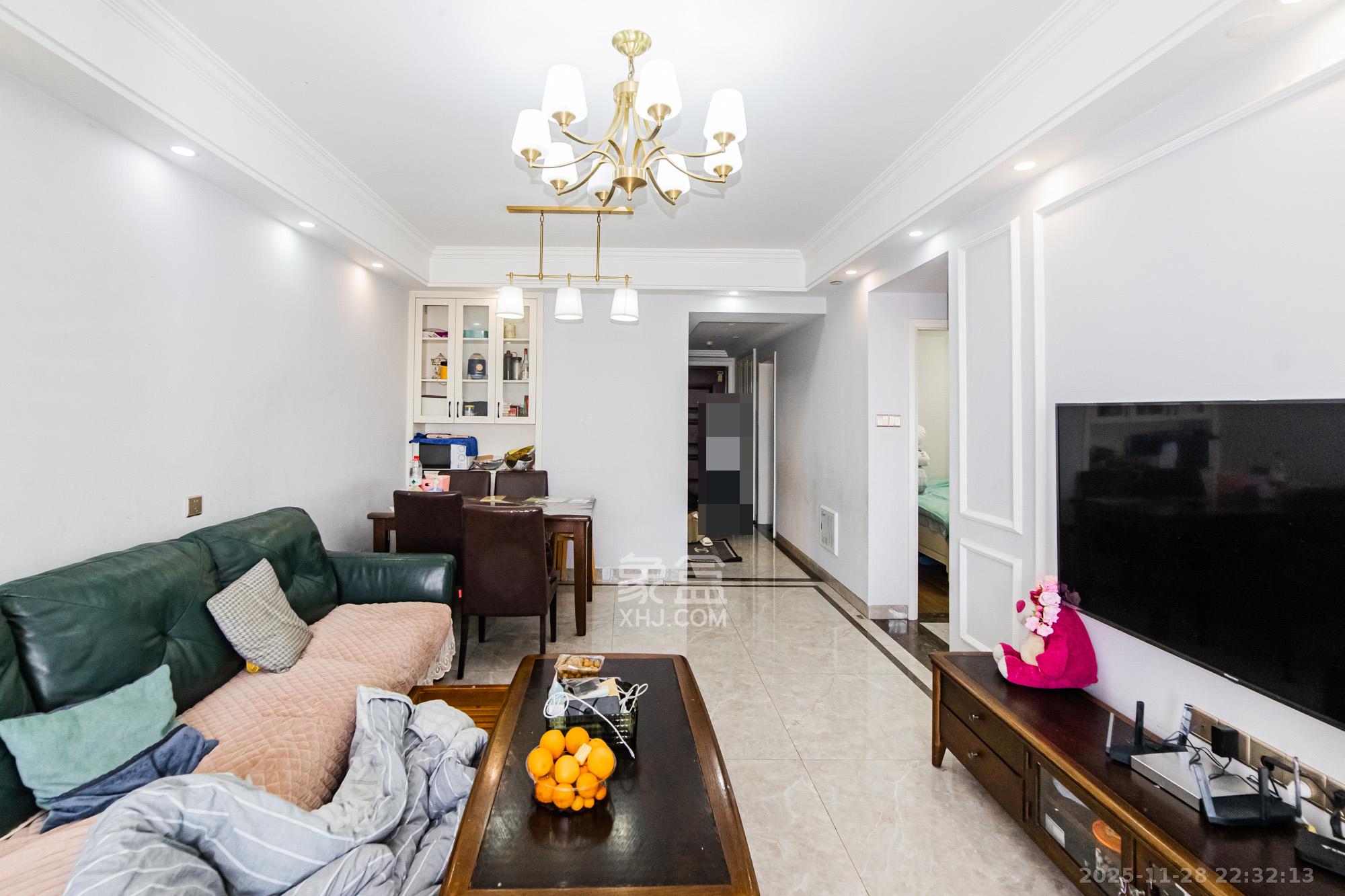 北辰三角洲C2区 3室2厅1卫 142.0万 北辰三角洲C2区 3室2厅1卫 142.0万客厅