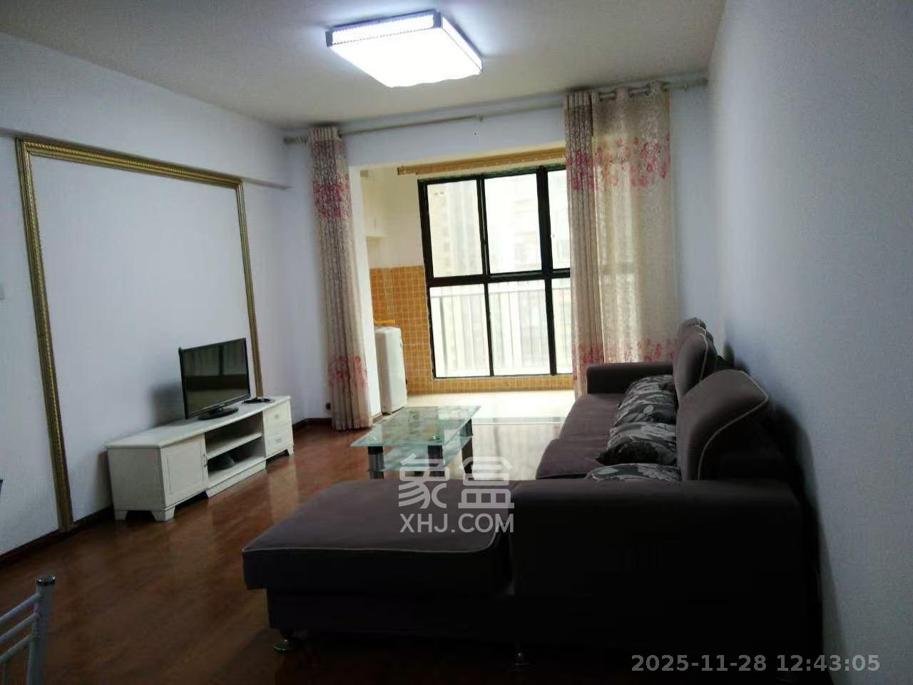 华润凤凰城三期  3室2厅1卫    1850.0元/月