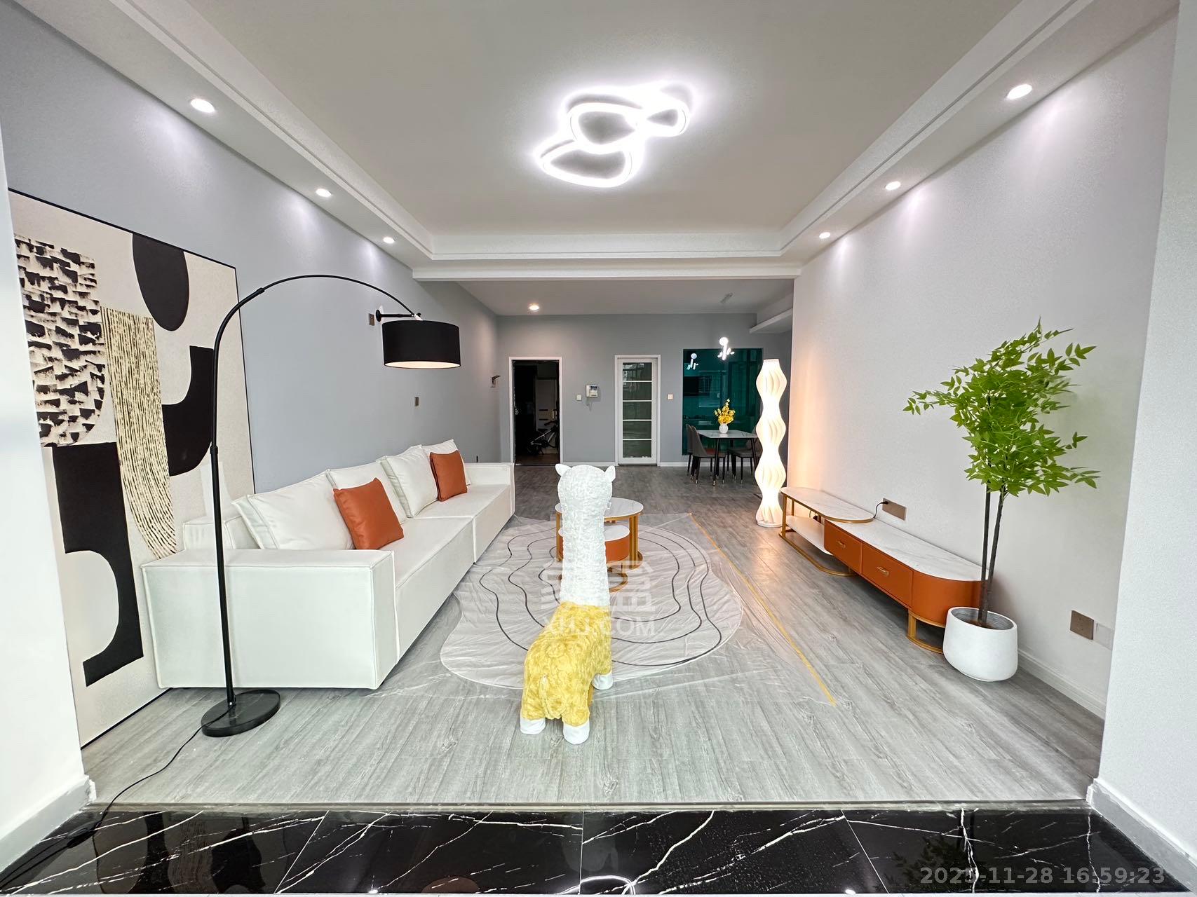 颐美园  3室2厅2卫    3600.0元/月