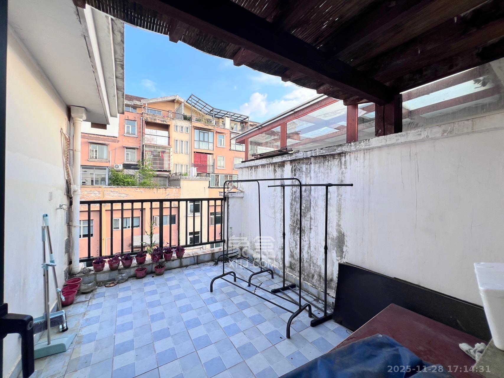 御邦  5室2厅4卫    6500.0元/月室内图