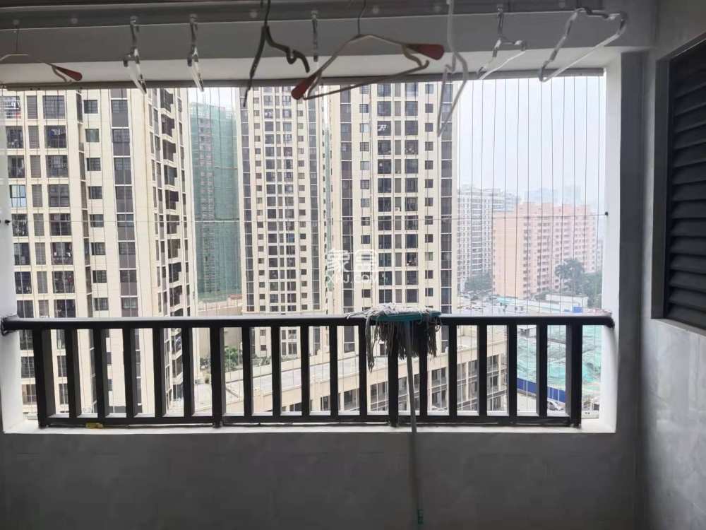 绿地海德公馆 3室2厅1卫 4000.0元/月 绿地海德公馆 3室2厅1卫 4000.0元/月室内图