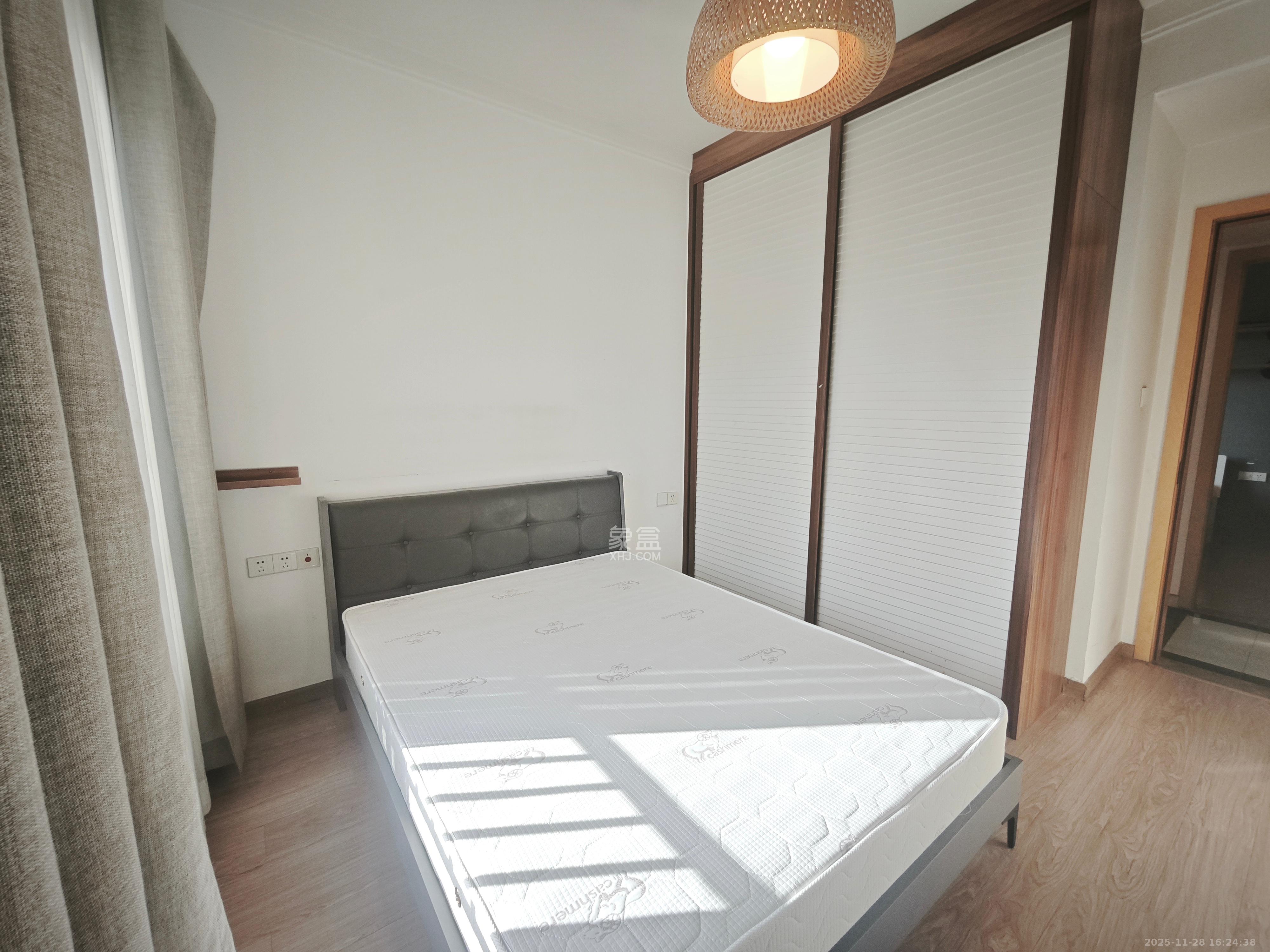 珠江郦城薰衣道 2室2厅1卫 2100.0元/月 珠江郦城薰衣道 2室2厅1卫 2100.0元/月室内图