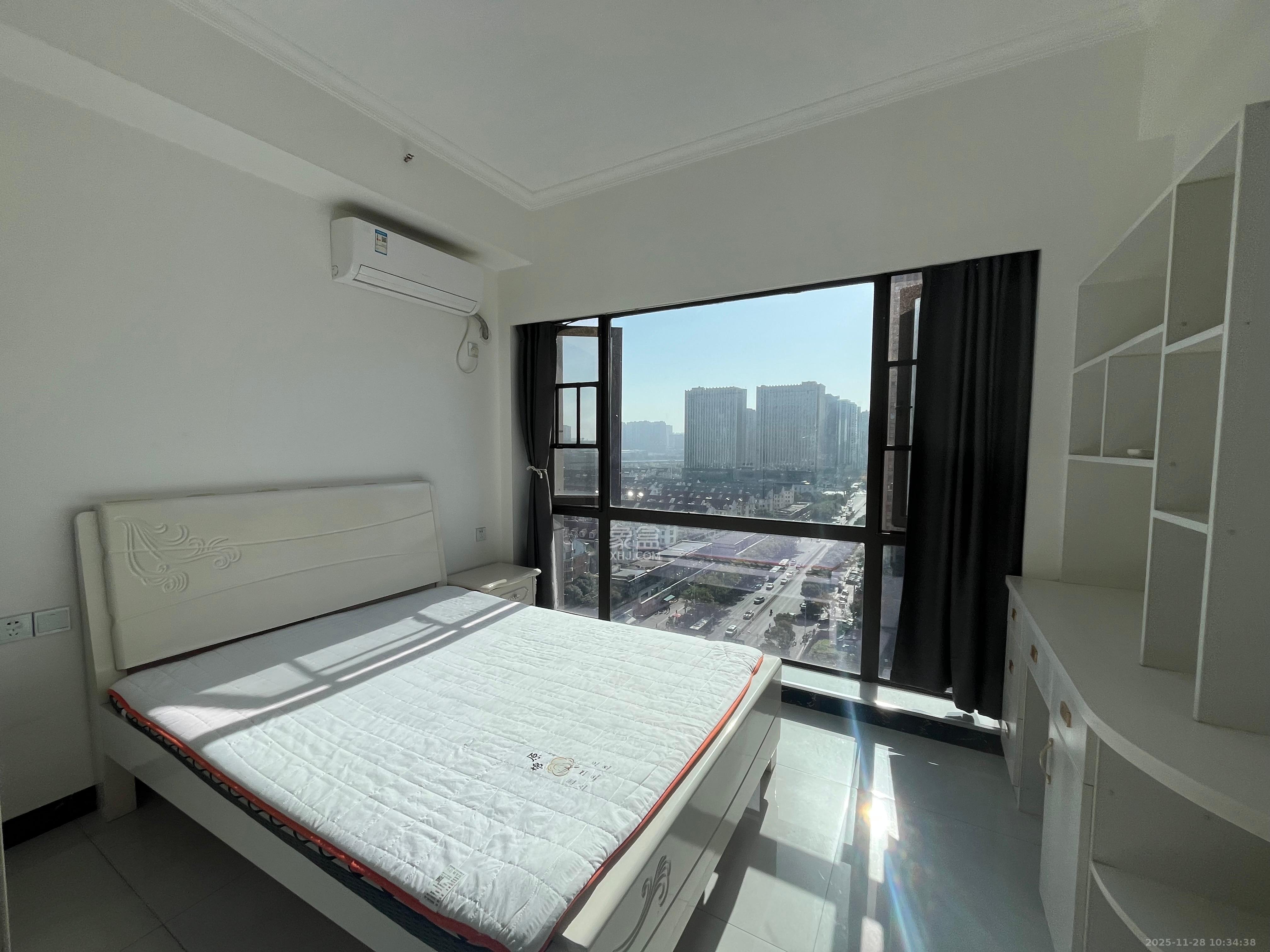 V领寓（岭南家园）  1室1厅1卫    1650.0元/月室内图