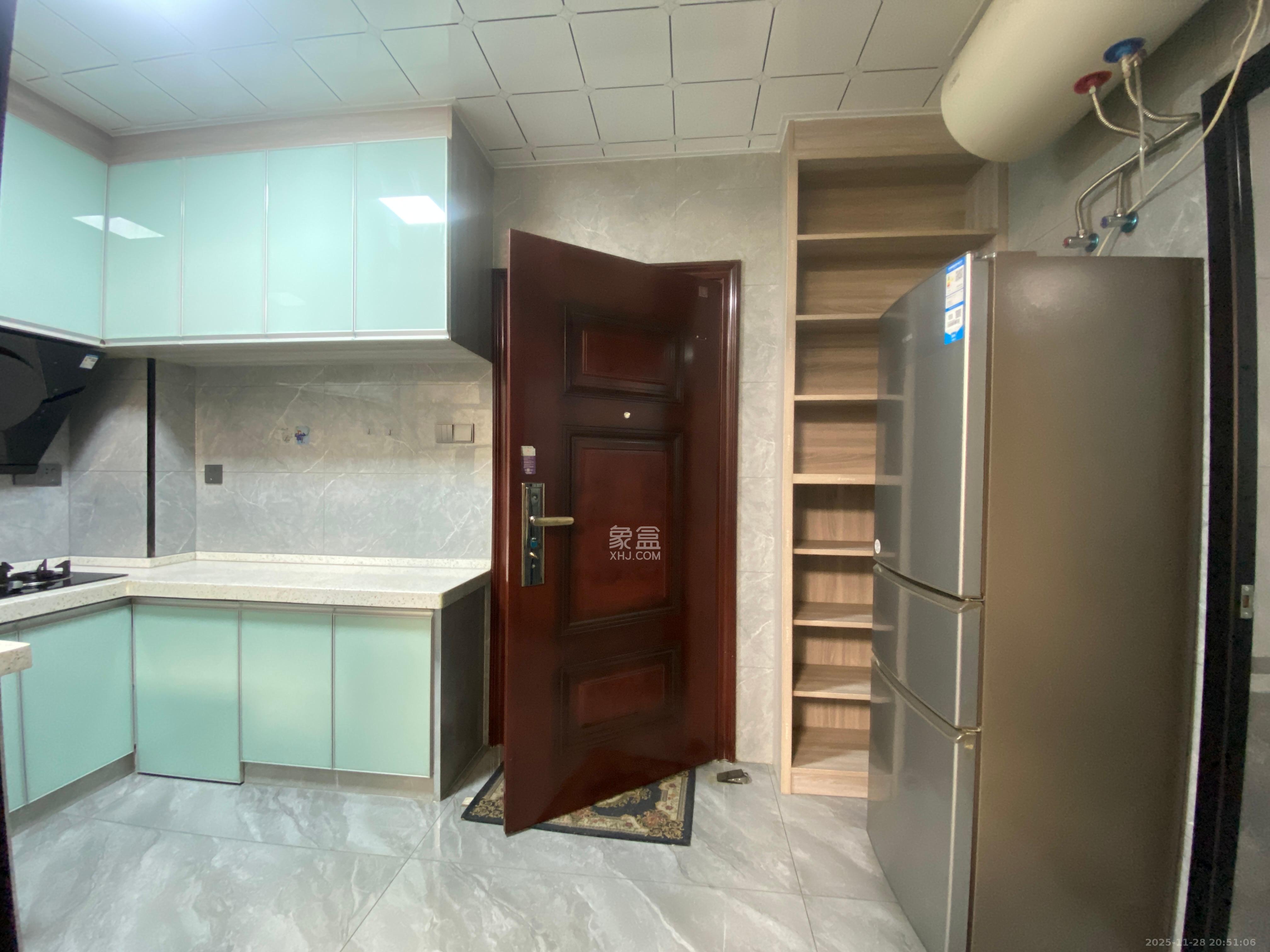 中南国际眼镜城（中伟商业中心）  2室1厅1卫    1600.0元/月室内图