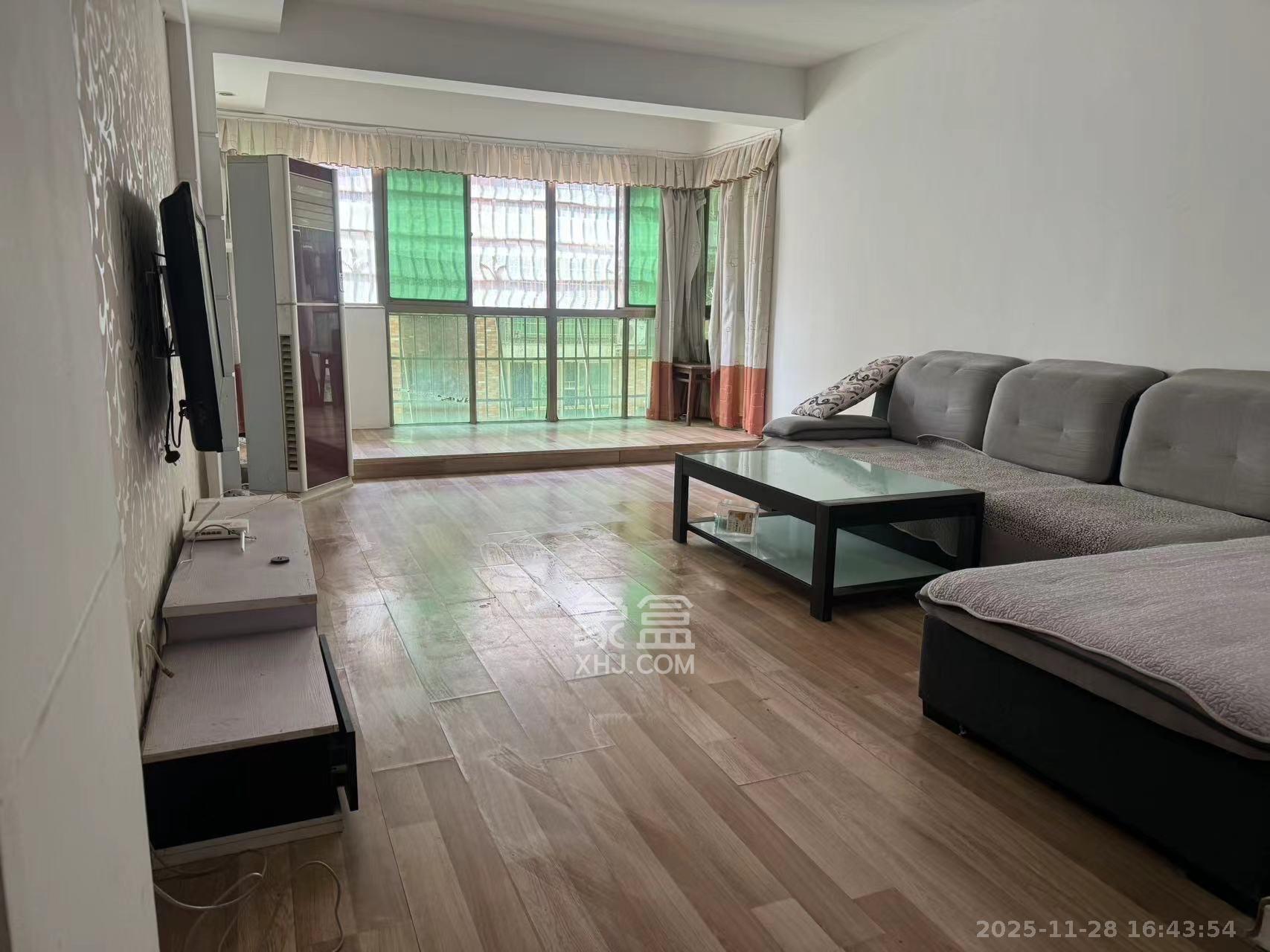 鑫湘佳园  2室2厅1卫    1700.0元/月