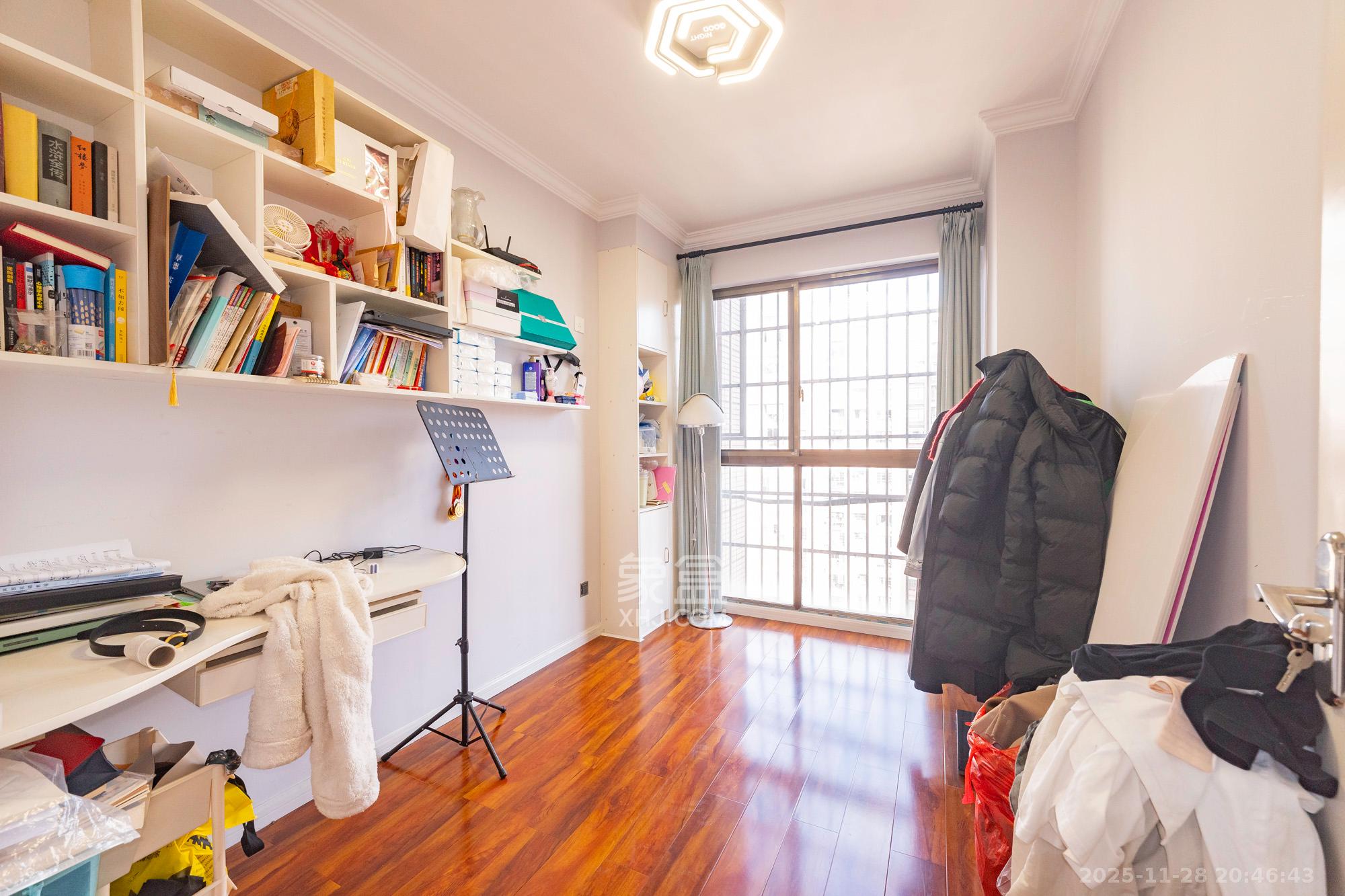 家和院 4室2厅2卫 95.0万 家和院 4室2厅2卫 95.0万卧室