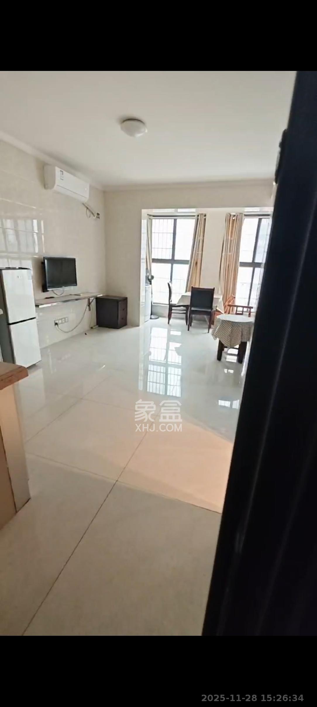 湘楚华庭 1室1厅1卫 1200.0元/月 湘楚华庭 1室1厅1卫 1200.0元/月室内图