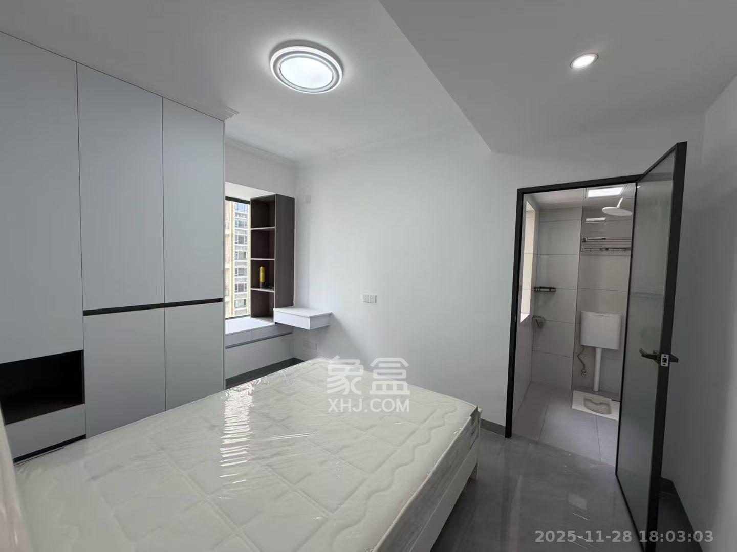 山月嘉园  1室1厅1卫    1700.0元/月