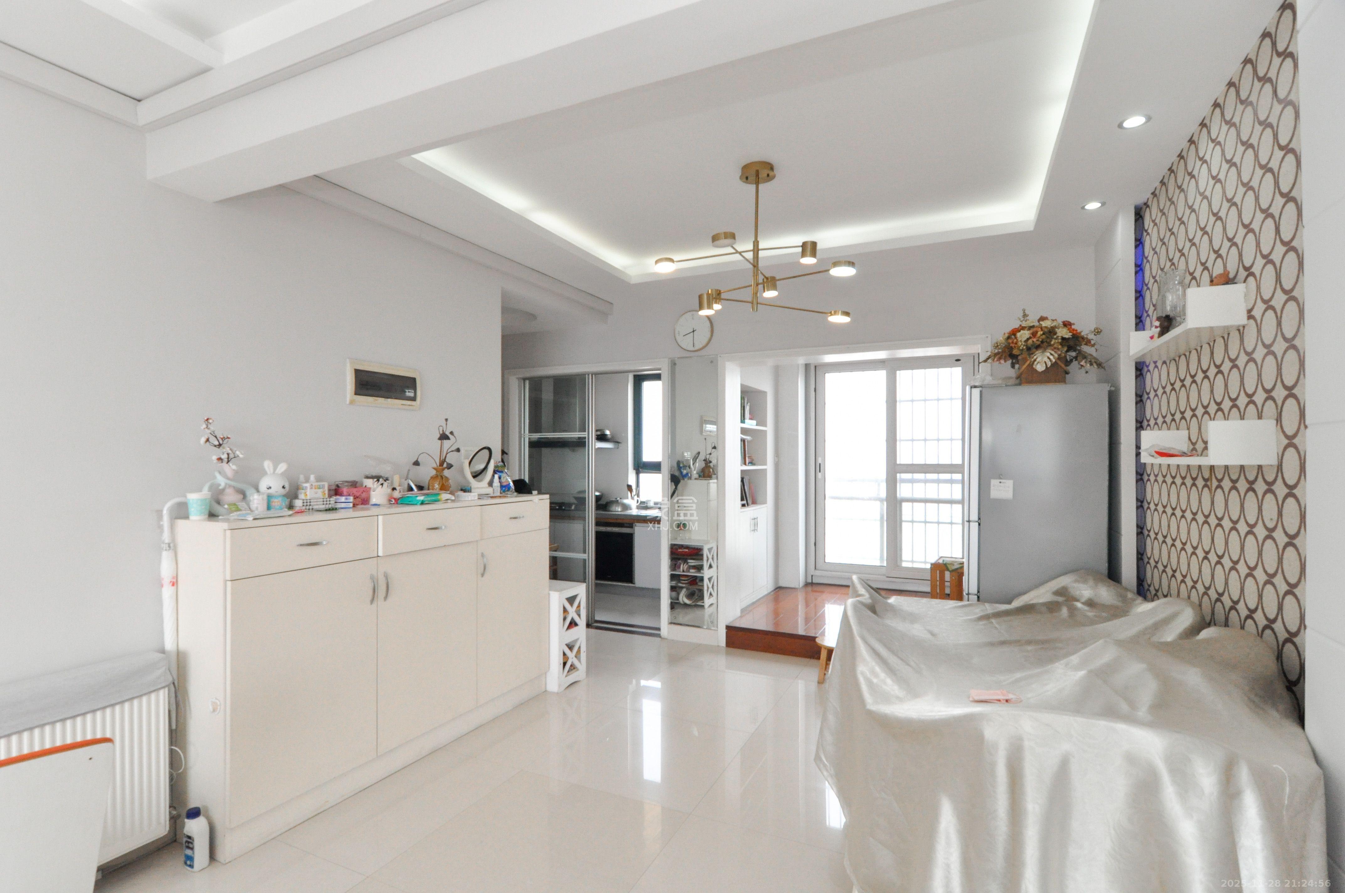 高鑫麓城  3室2厅2卫    2800.0元/月室内图